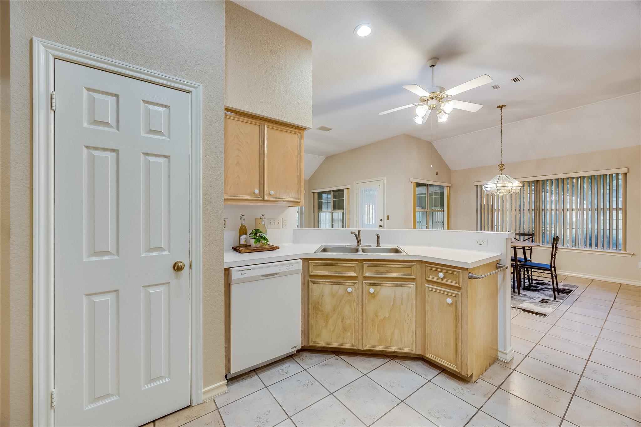 209 Village Dr Village DR