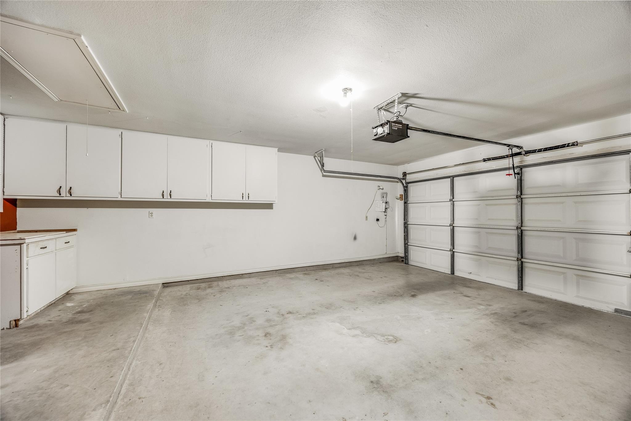 209 Village Dr Village DR