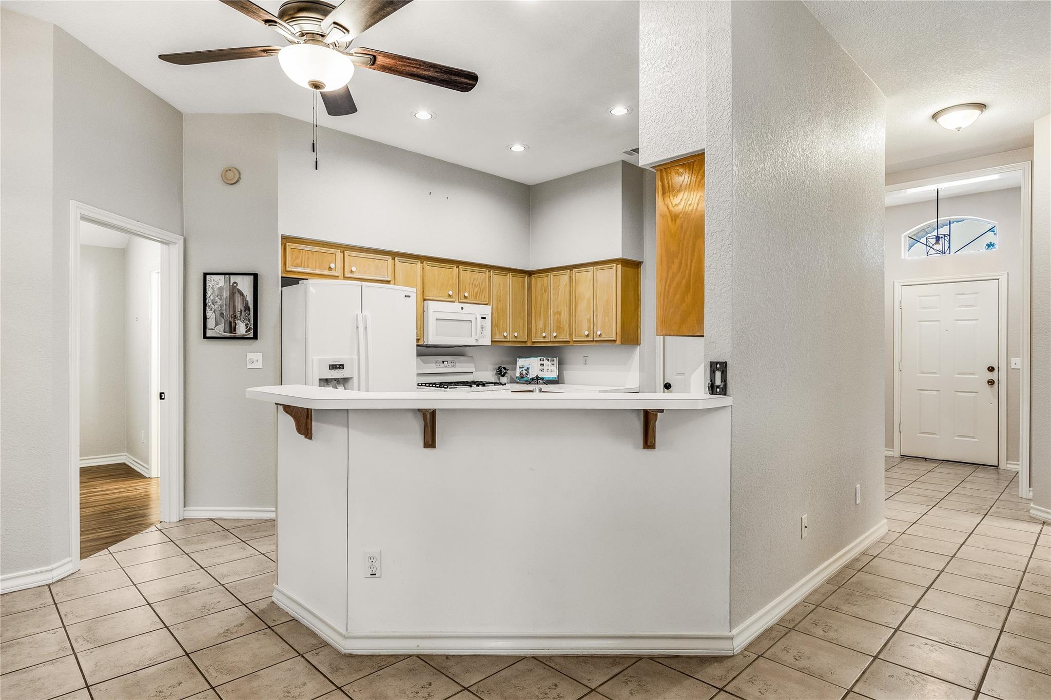 209 Village Dr Village DR