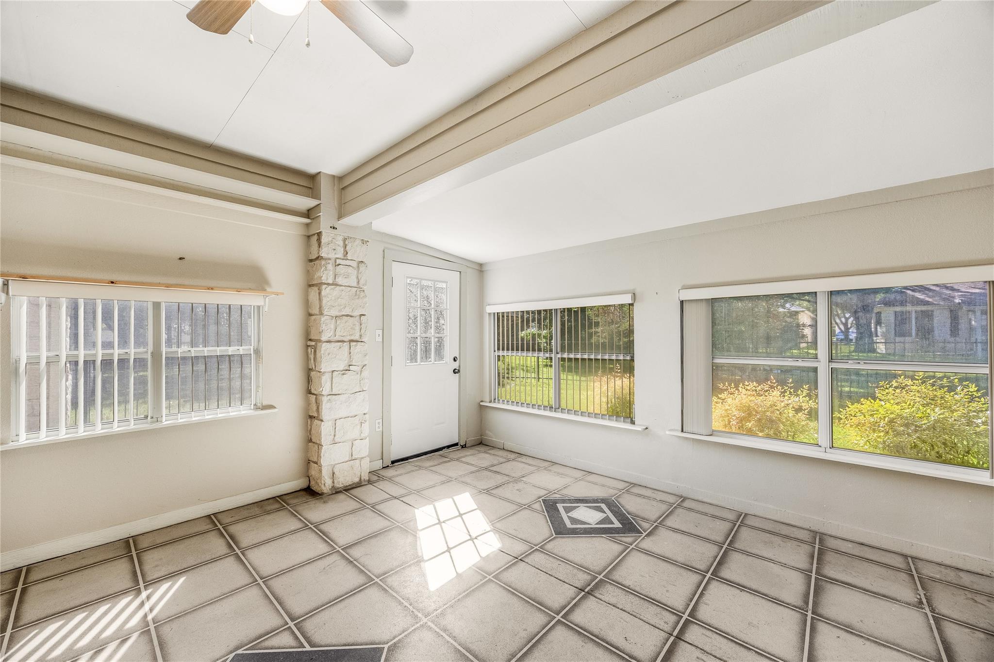 209 Village Dr Village DR