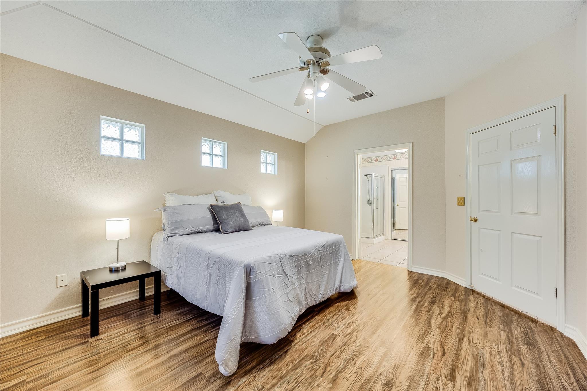 209 Village Dr Village DR