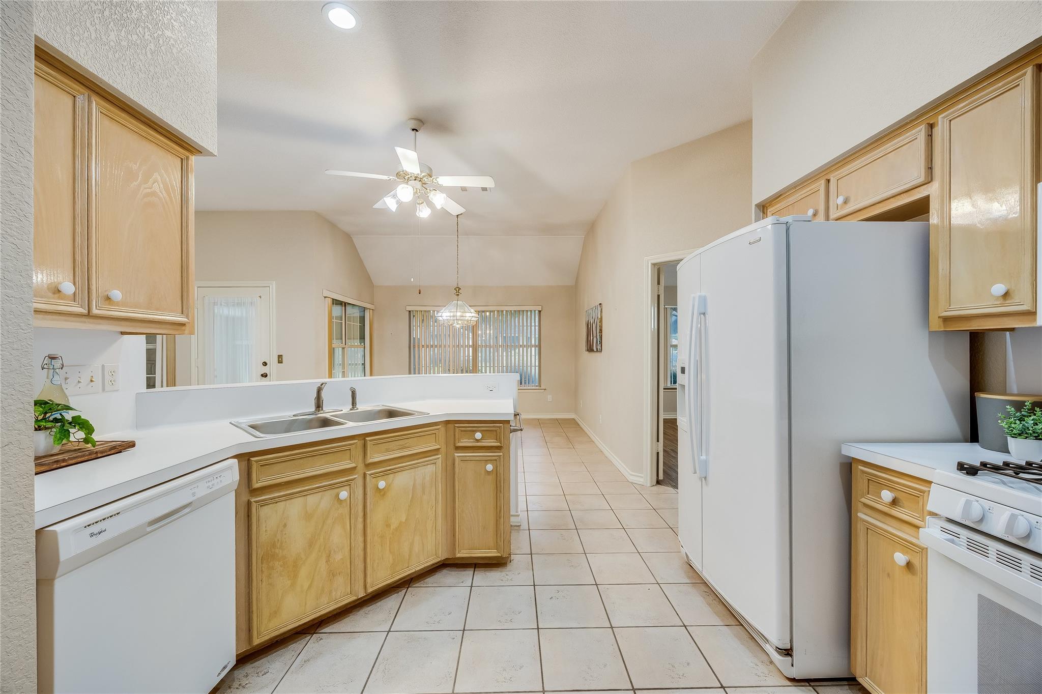 209 Village Dr Village DR