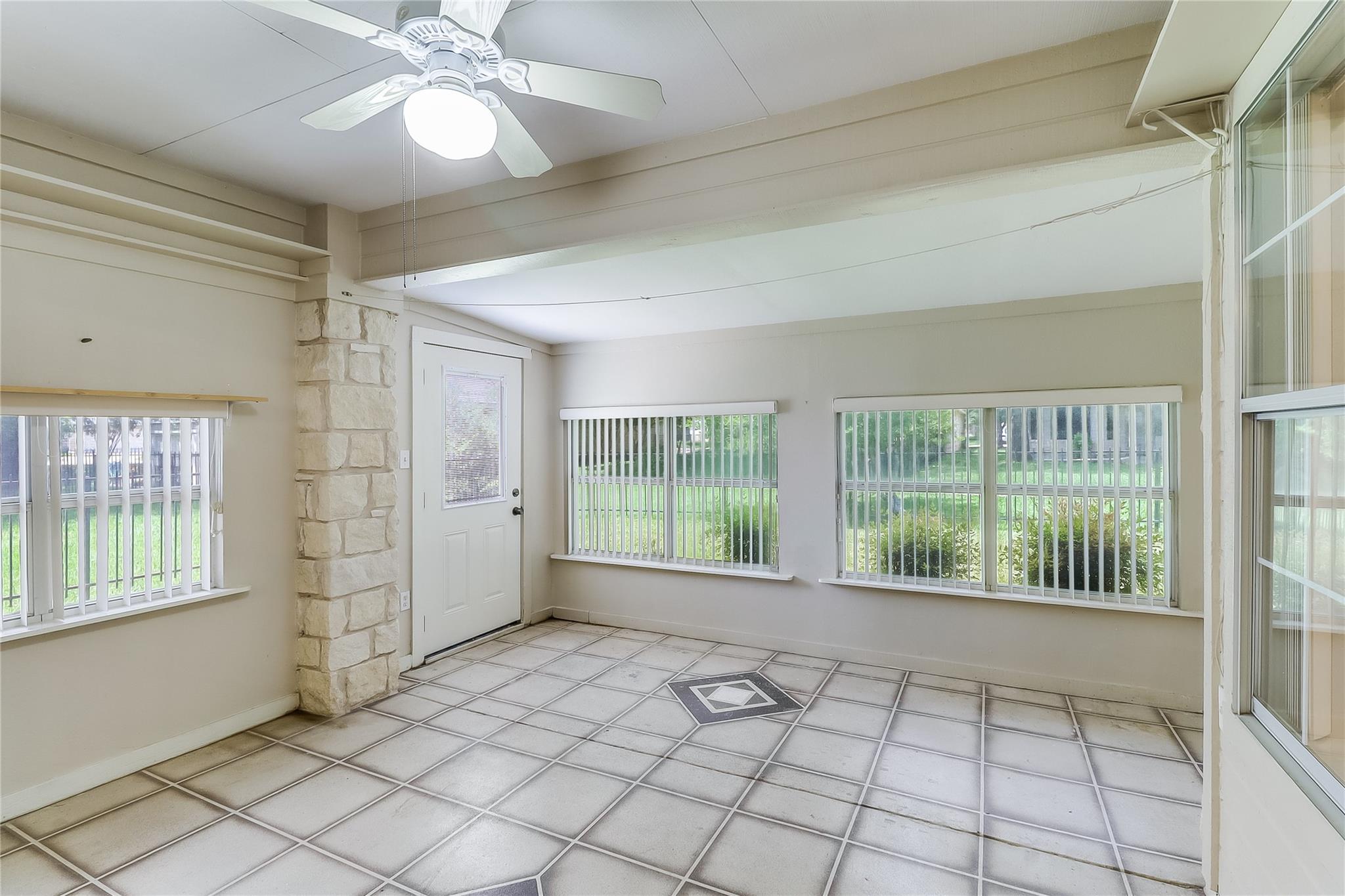 209 Village Dr Village DR
