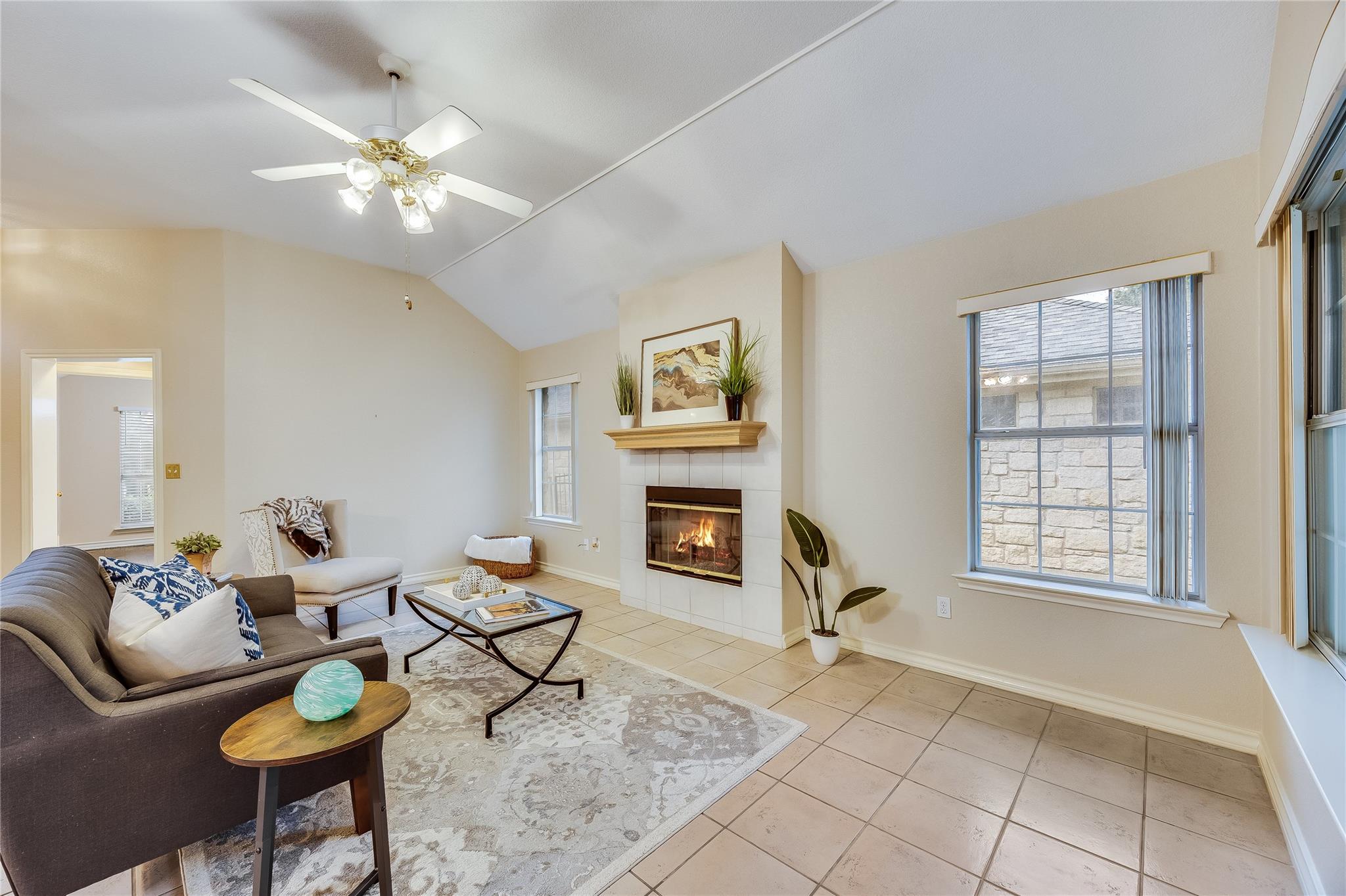 209 Village Dr Village DR