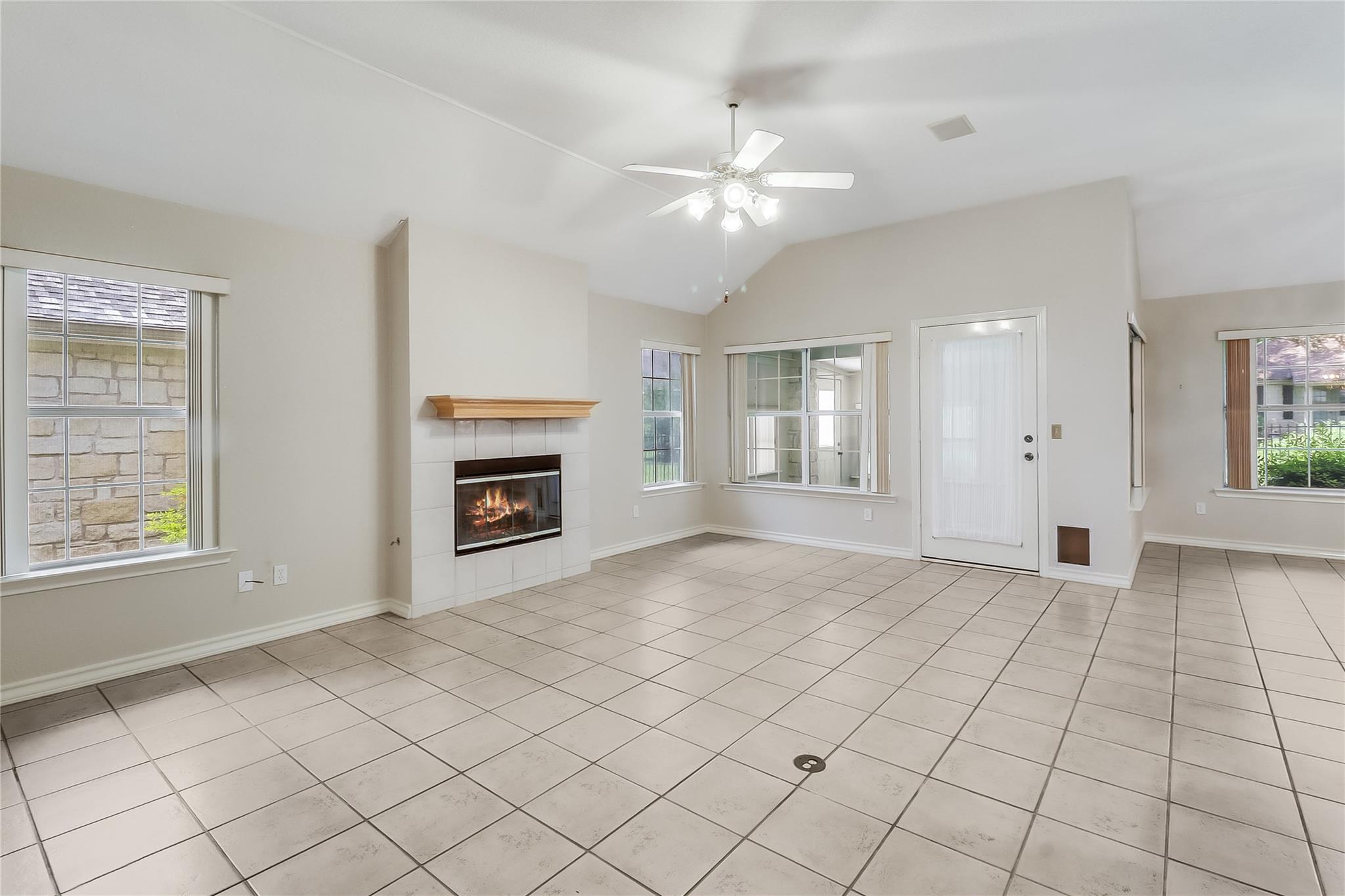 209 Village Dr Village DR