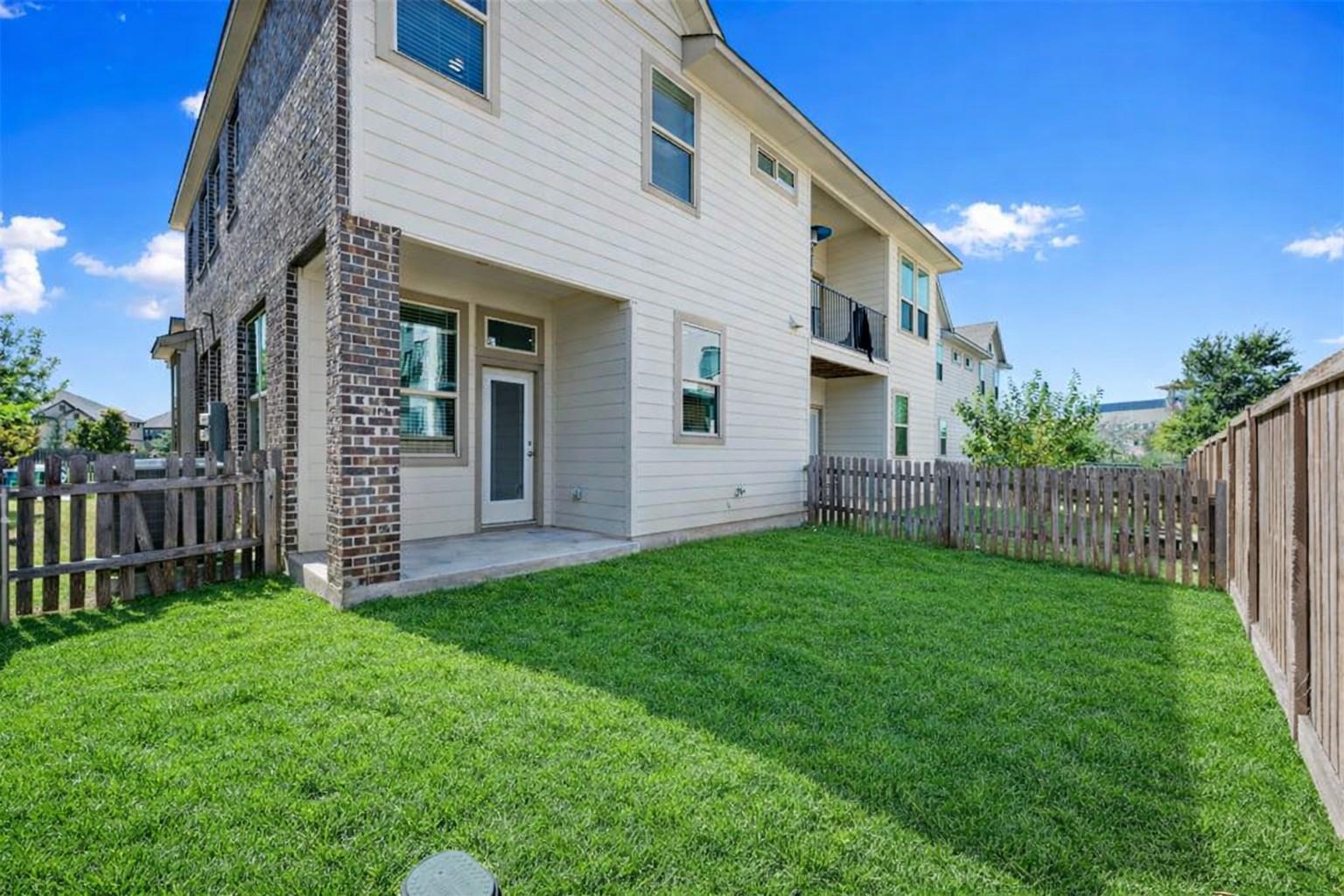 2202 Dillon Pond LN # B