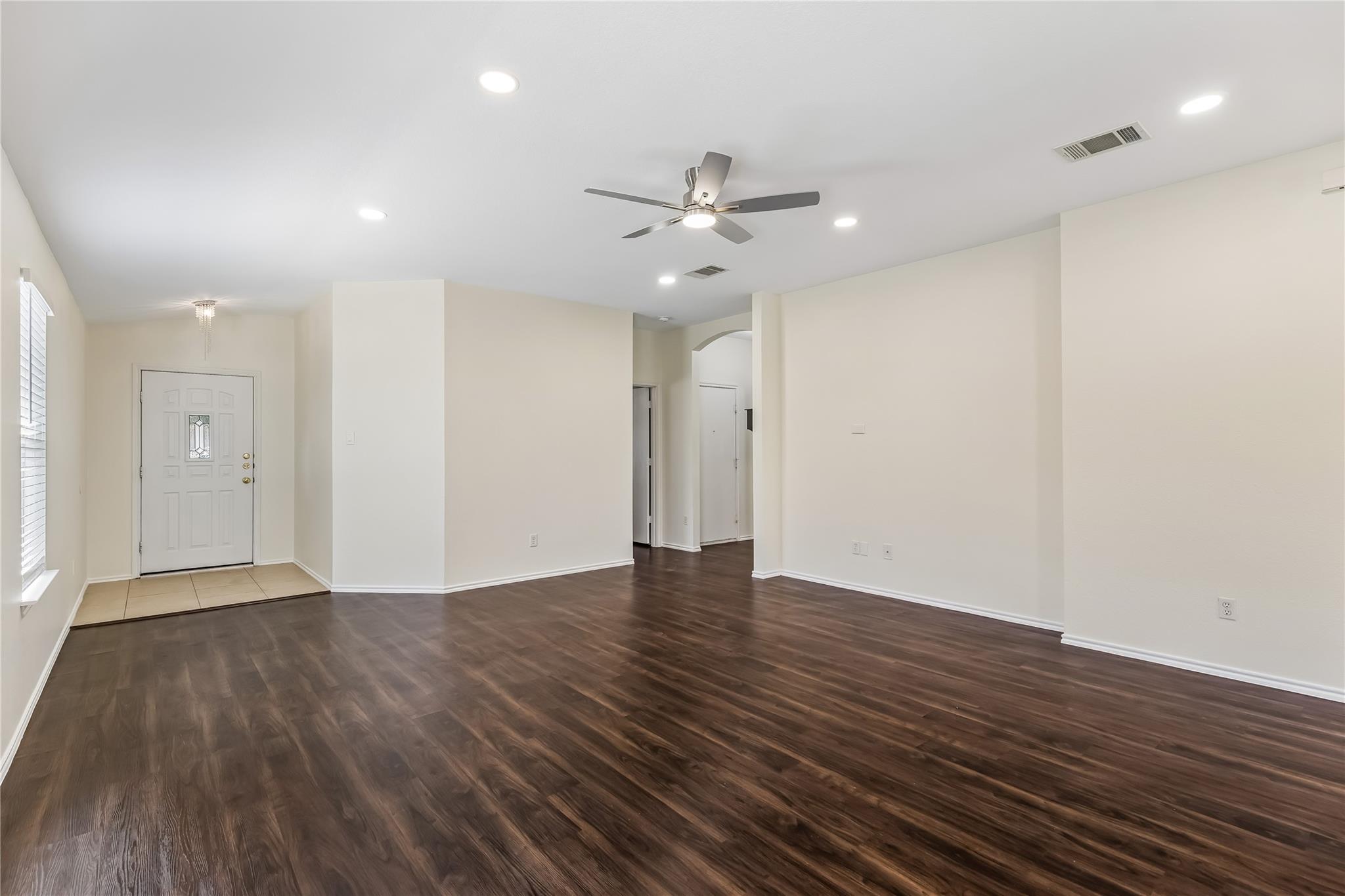 505 Washington Square DR # 1D