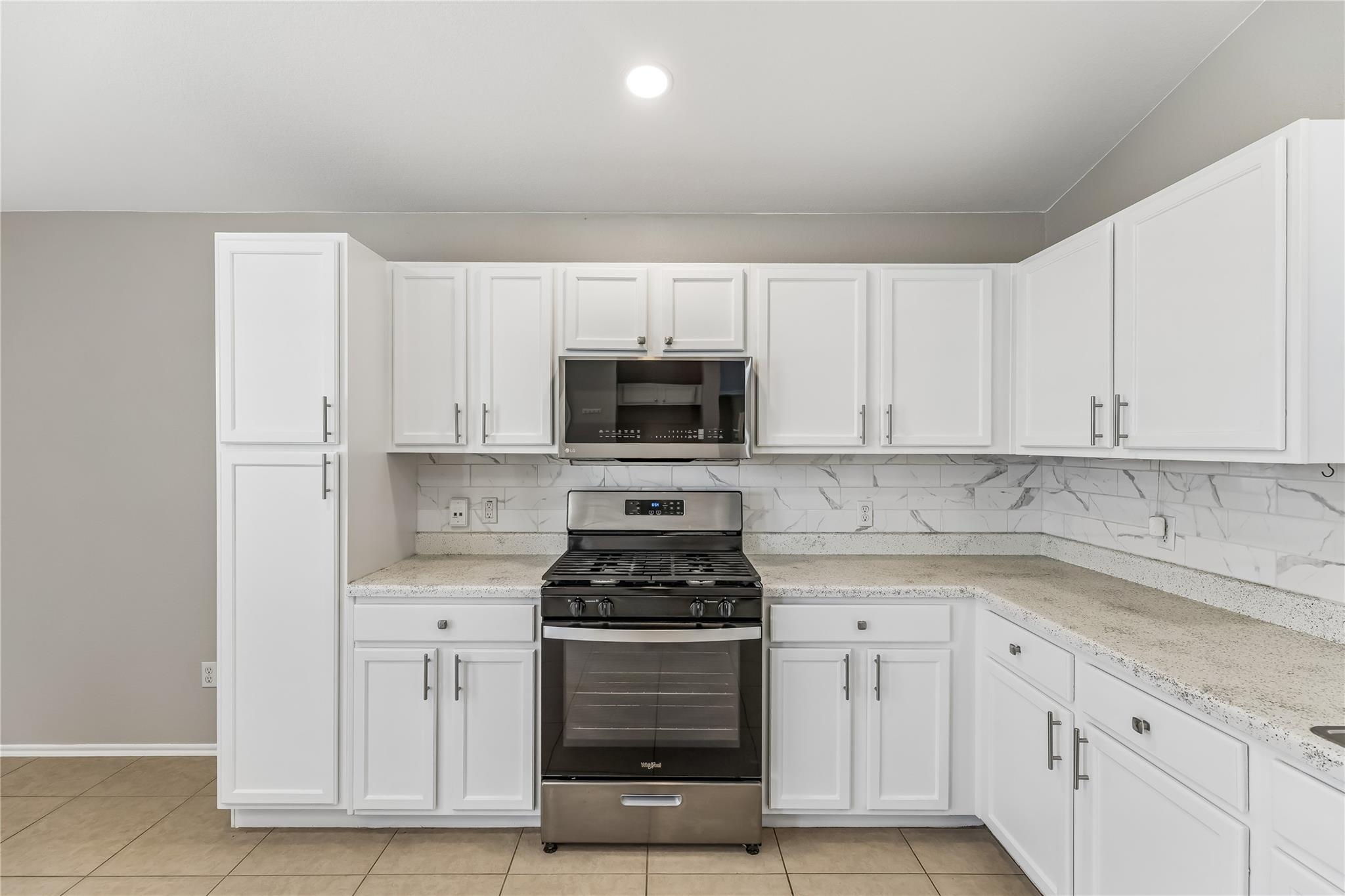 505 Washington Square DR # 1D