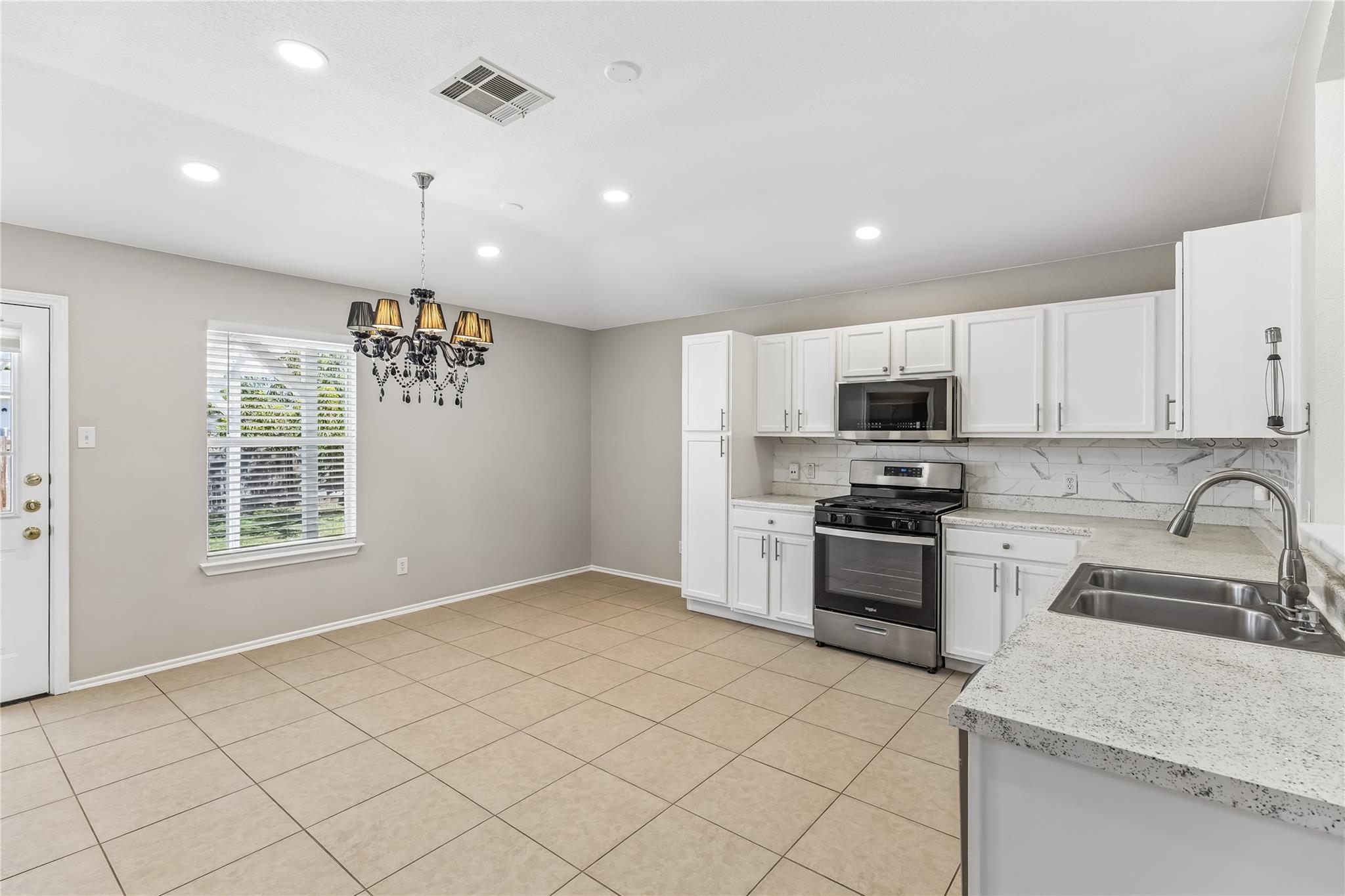505 Washington Square DR # 1D
