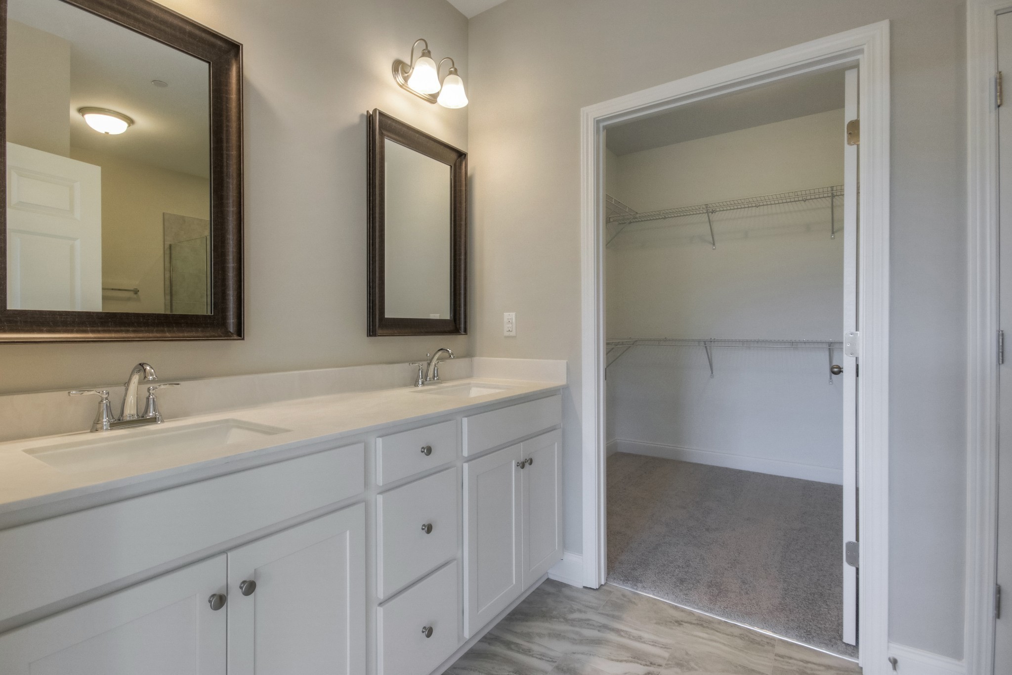 243 Cloverbrook Way