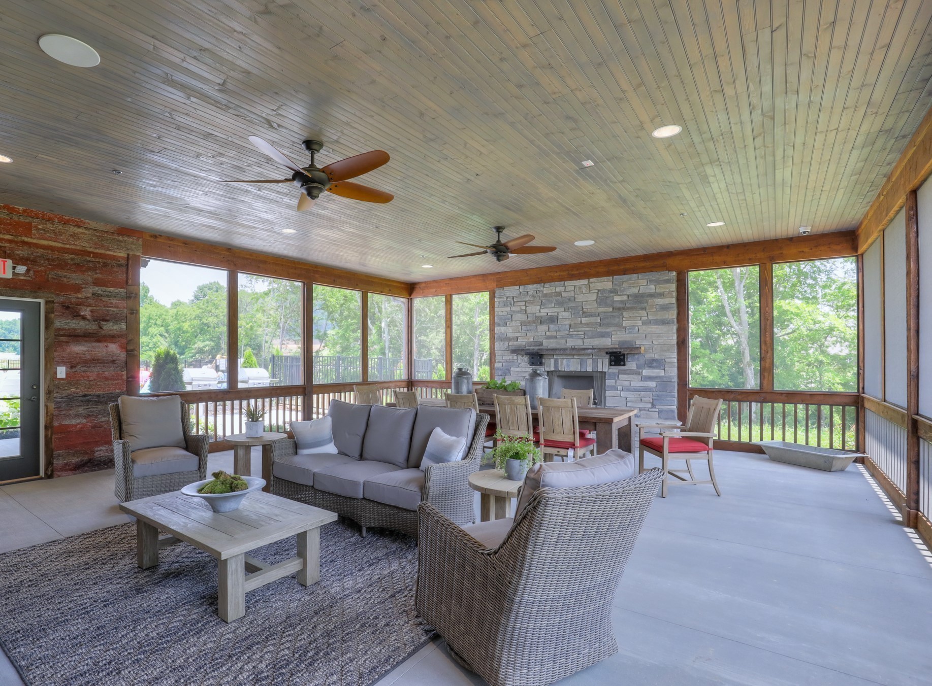243 Cloverbrook Way