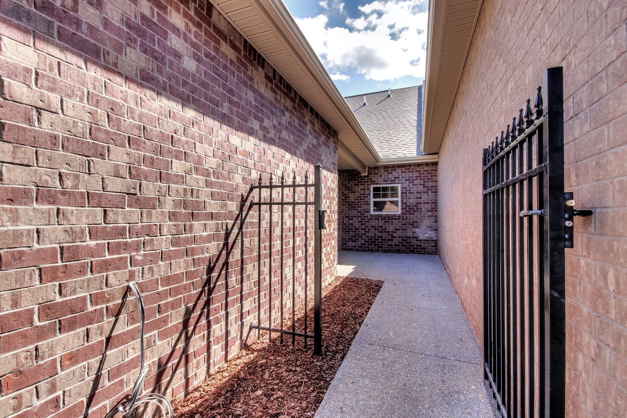 243 Cloverbrook Way