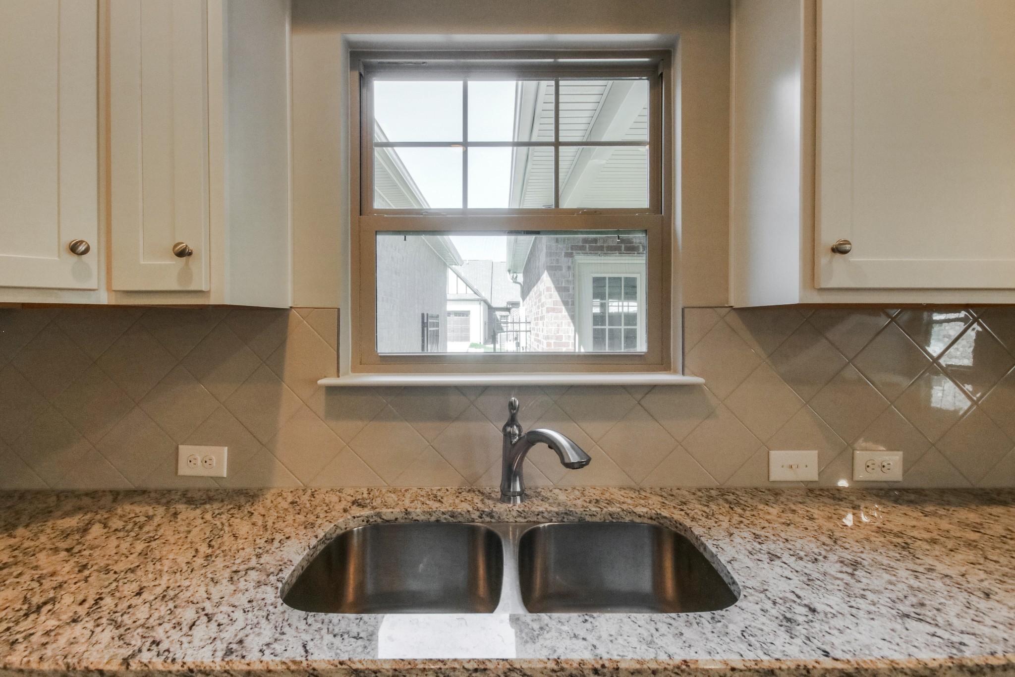 243 Cloverbrook Way