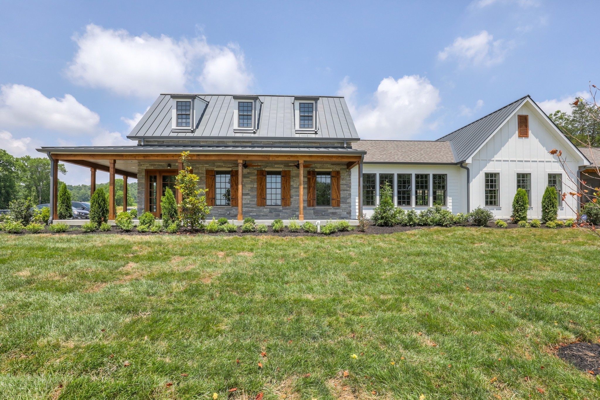 243 Cloverbrook Way
