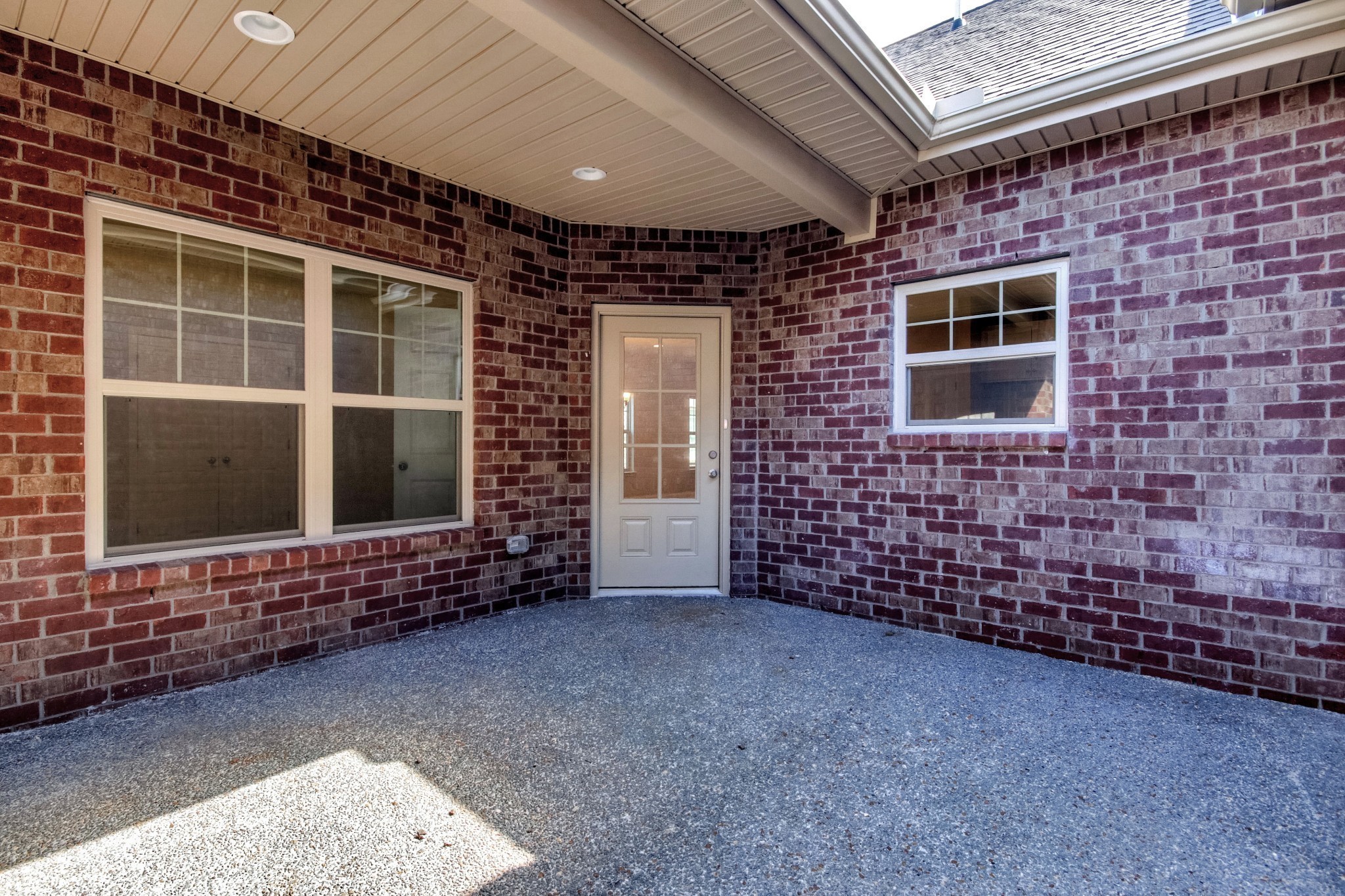 243 Cloverbrook Way