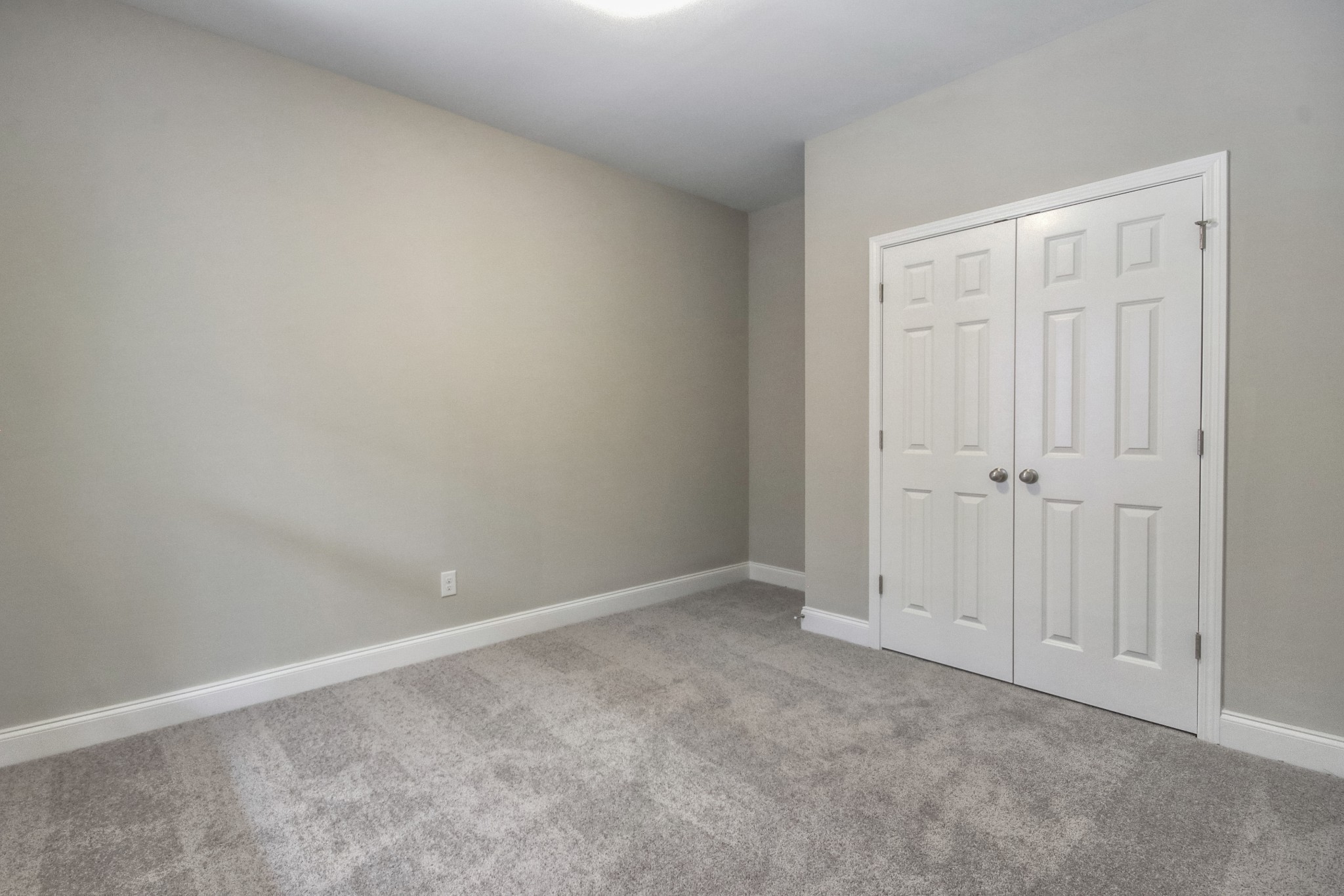 243 Cloverbrook Way