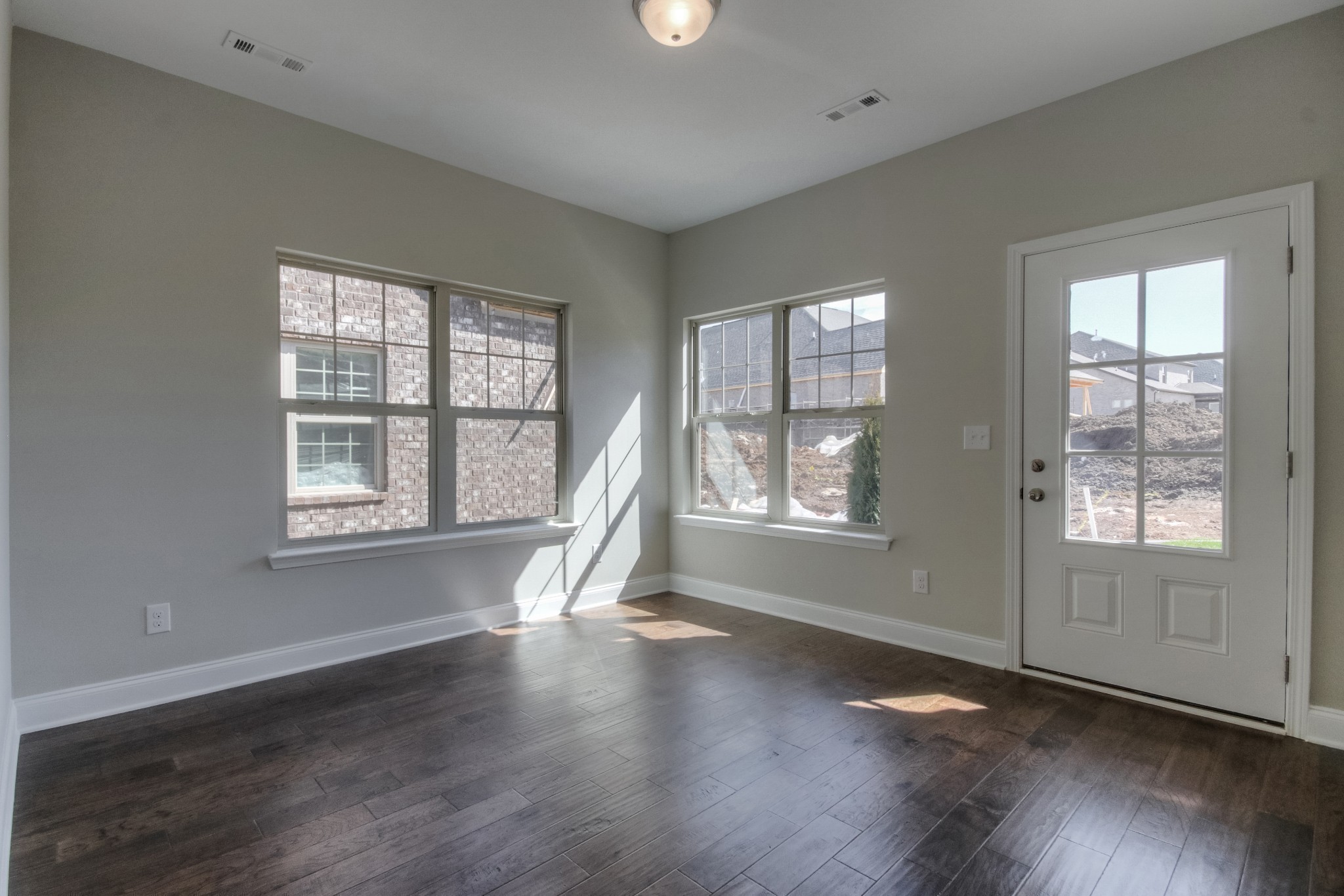243 Cloverbrook Way