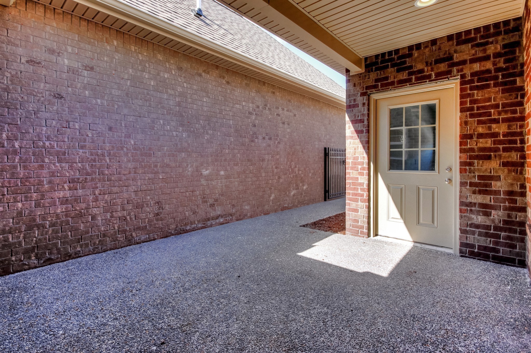 243 Cloverbrook Way