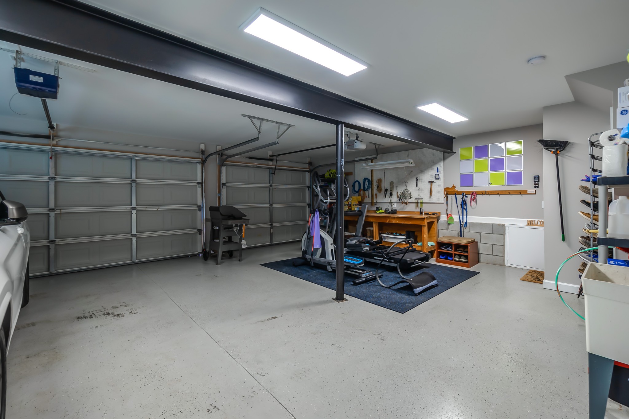 9006 Grey Pointe Ct