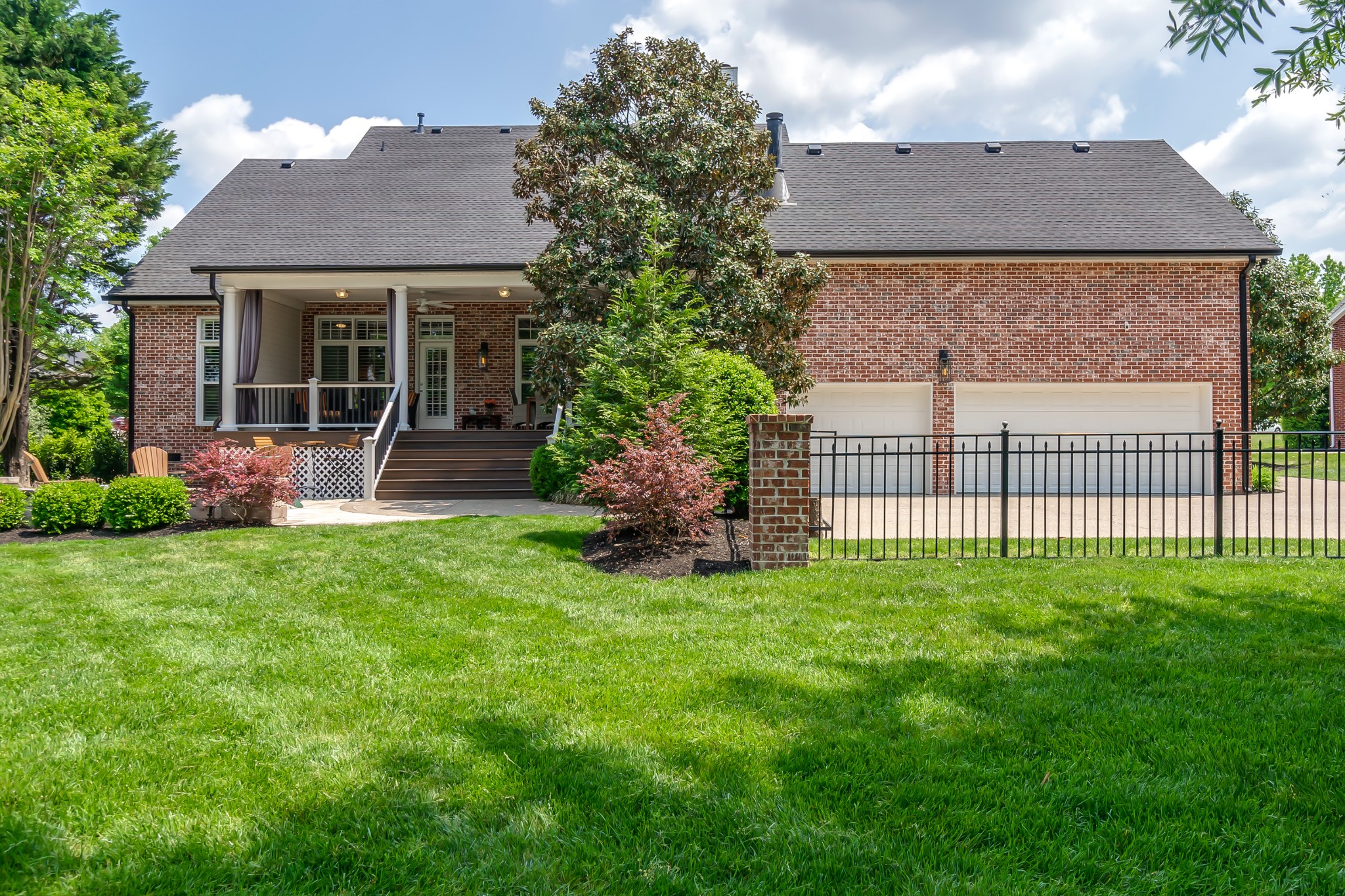 9006 Grey Pointe Ct