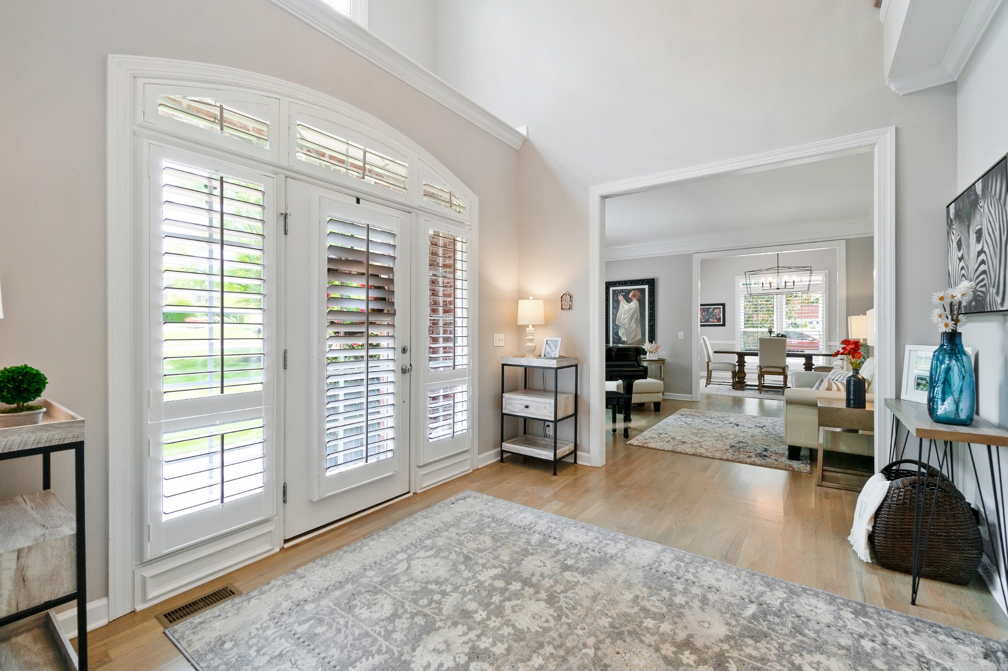 9006 Grey Pointe Ct