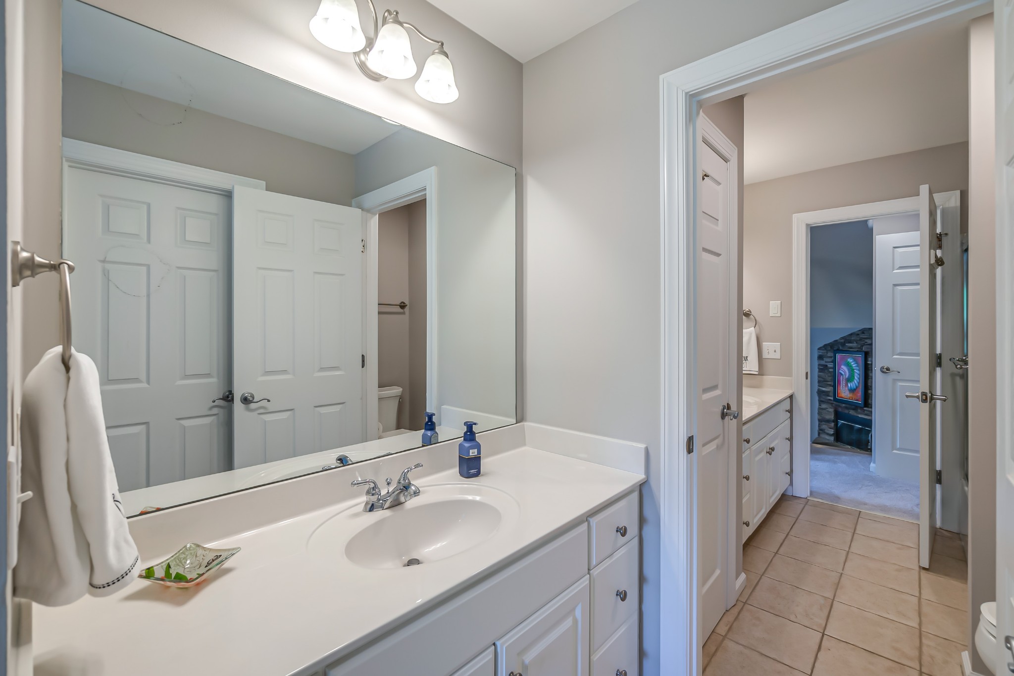 9006 Grey Pointe Ct