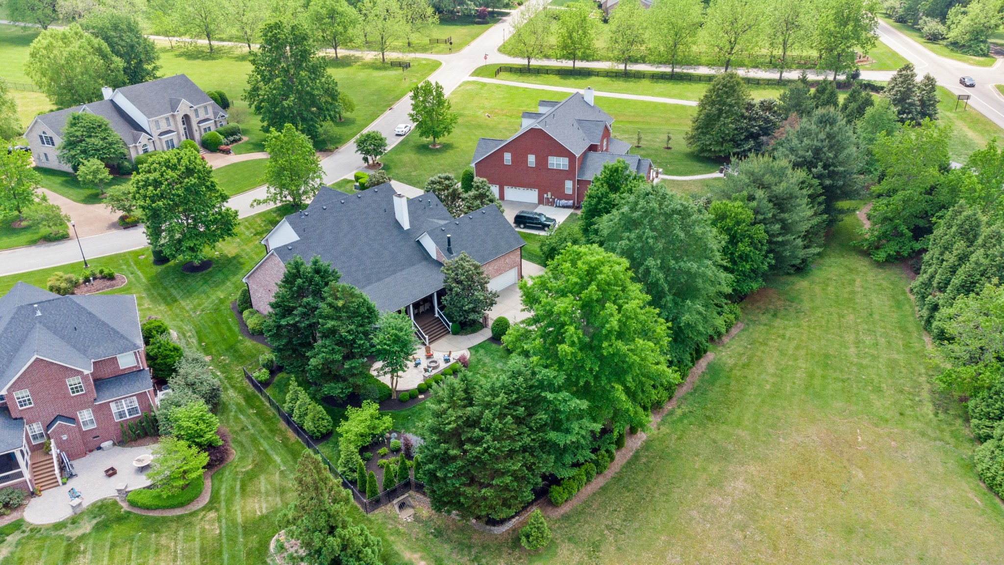 9006 Grey Pointe Ct