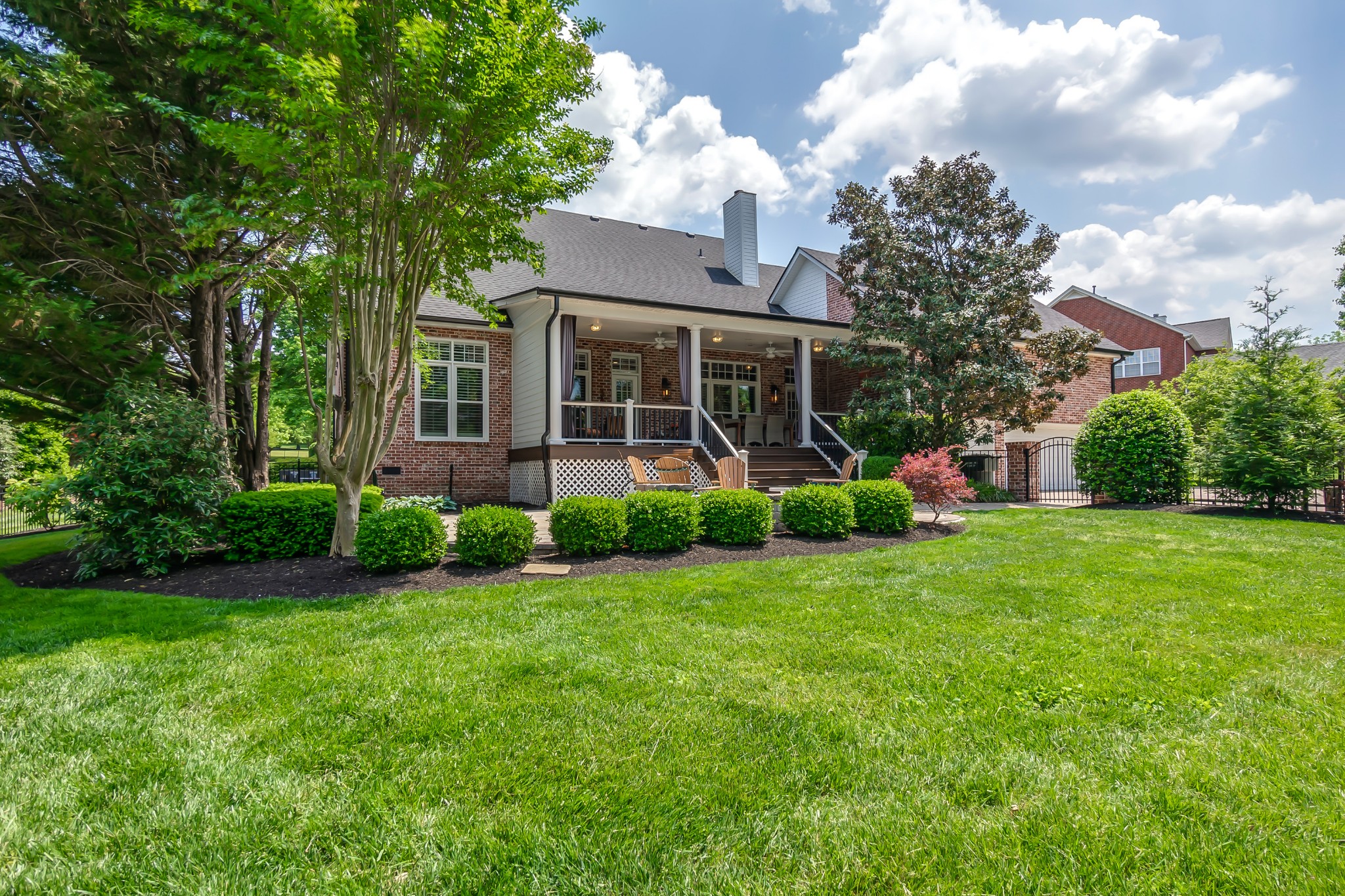 9006 Grey Pointe Ct