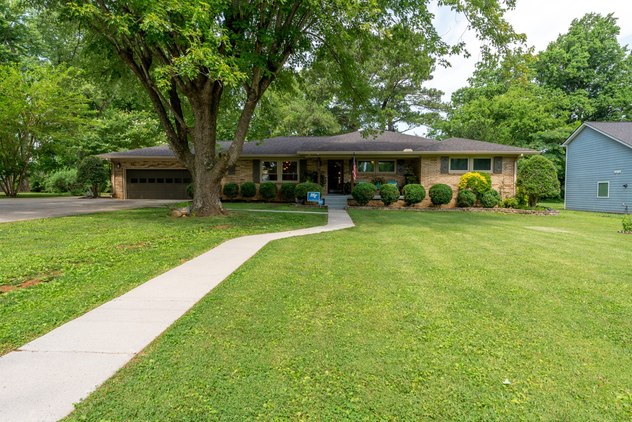 304 South Baird Lane
