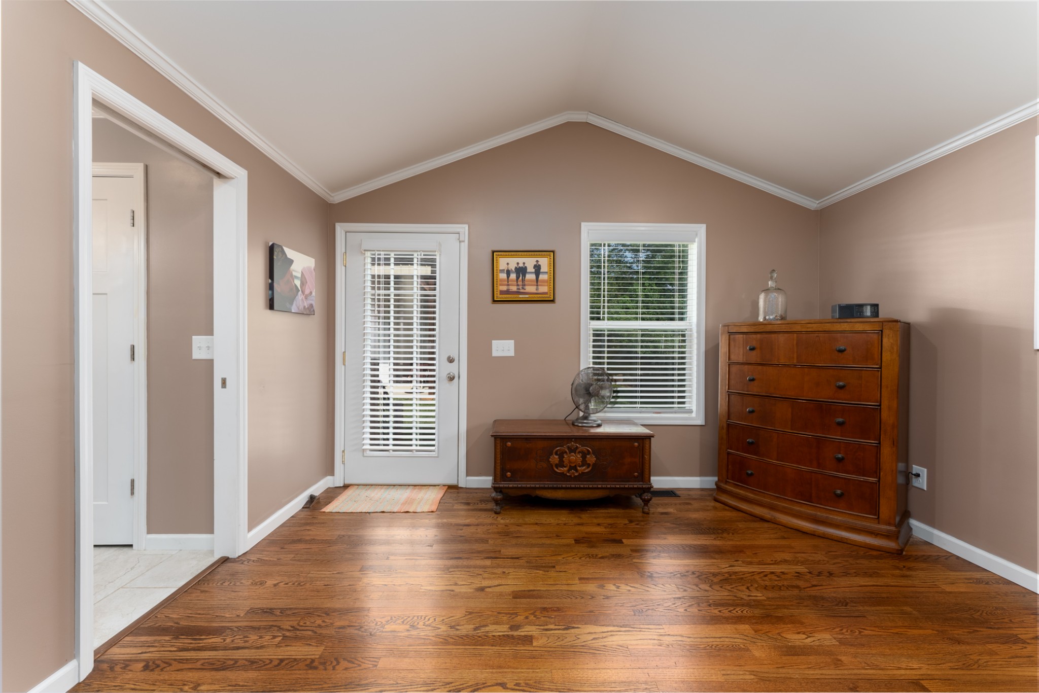 304 South Baird Lane