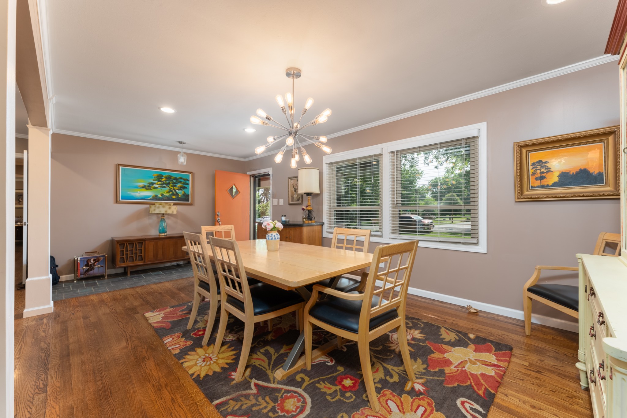 304 South Baird Lane