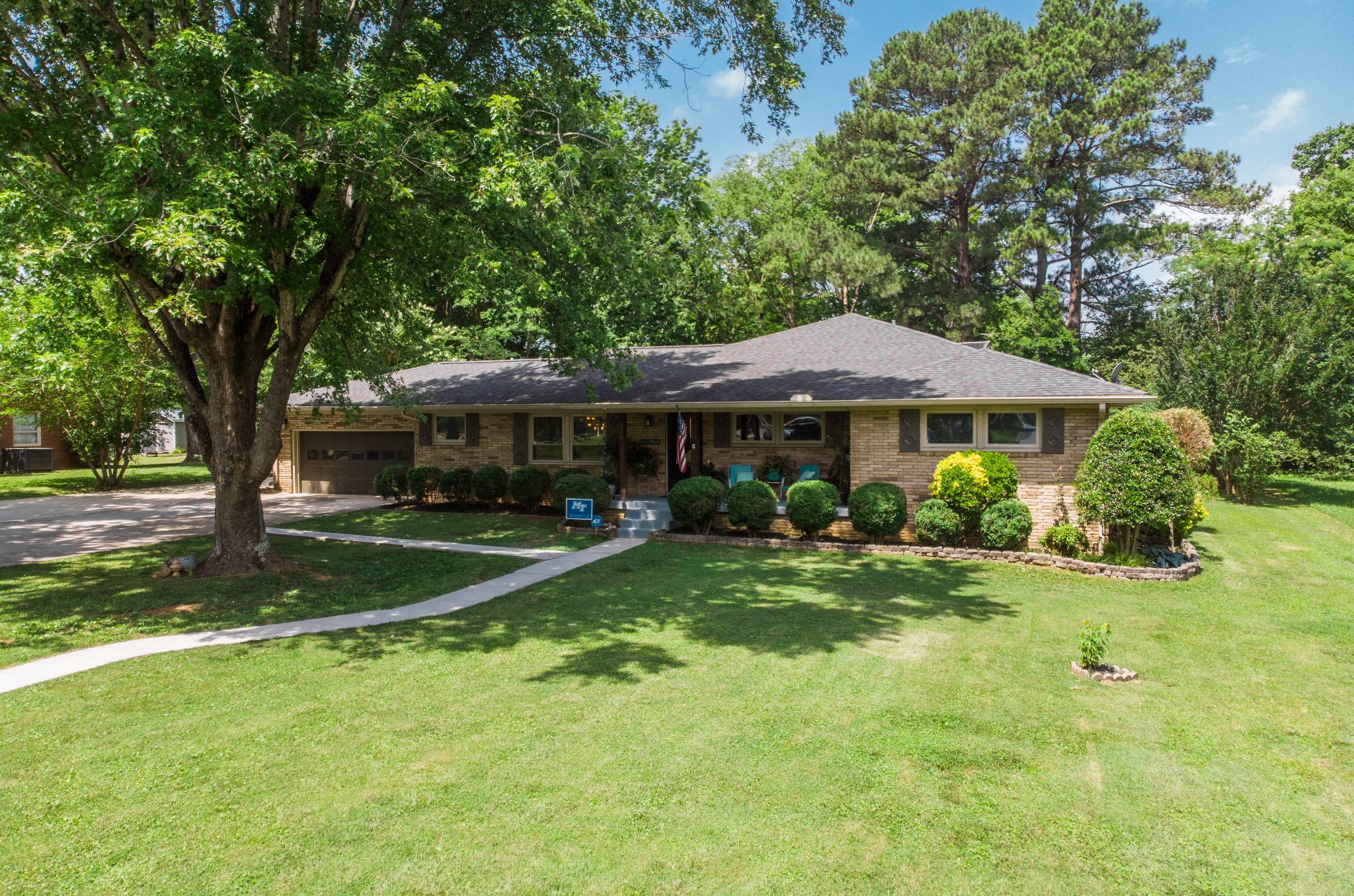 304 South Baird Lane