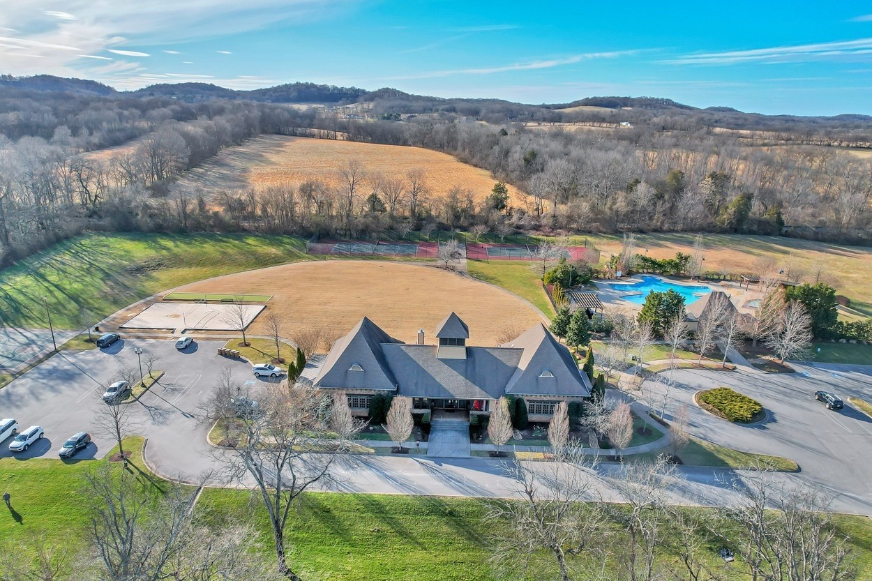 2250 Maytown Cir