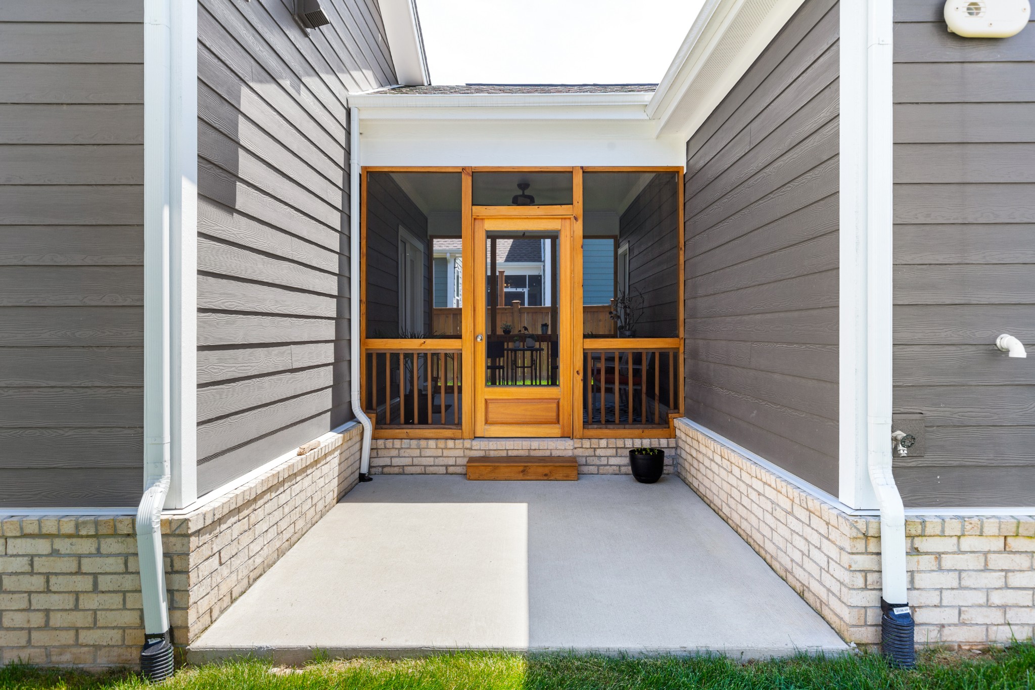 2250 Maytown Cir