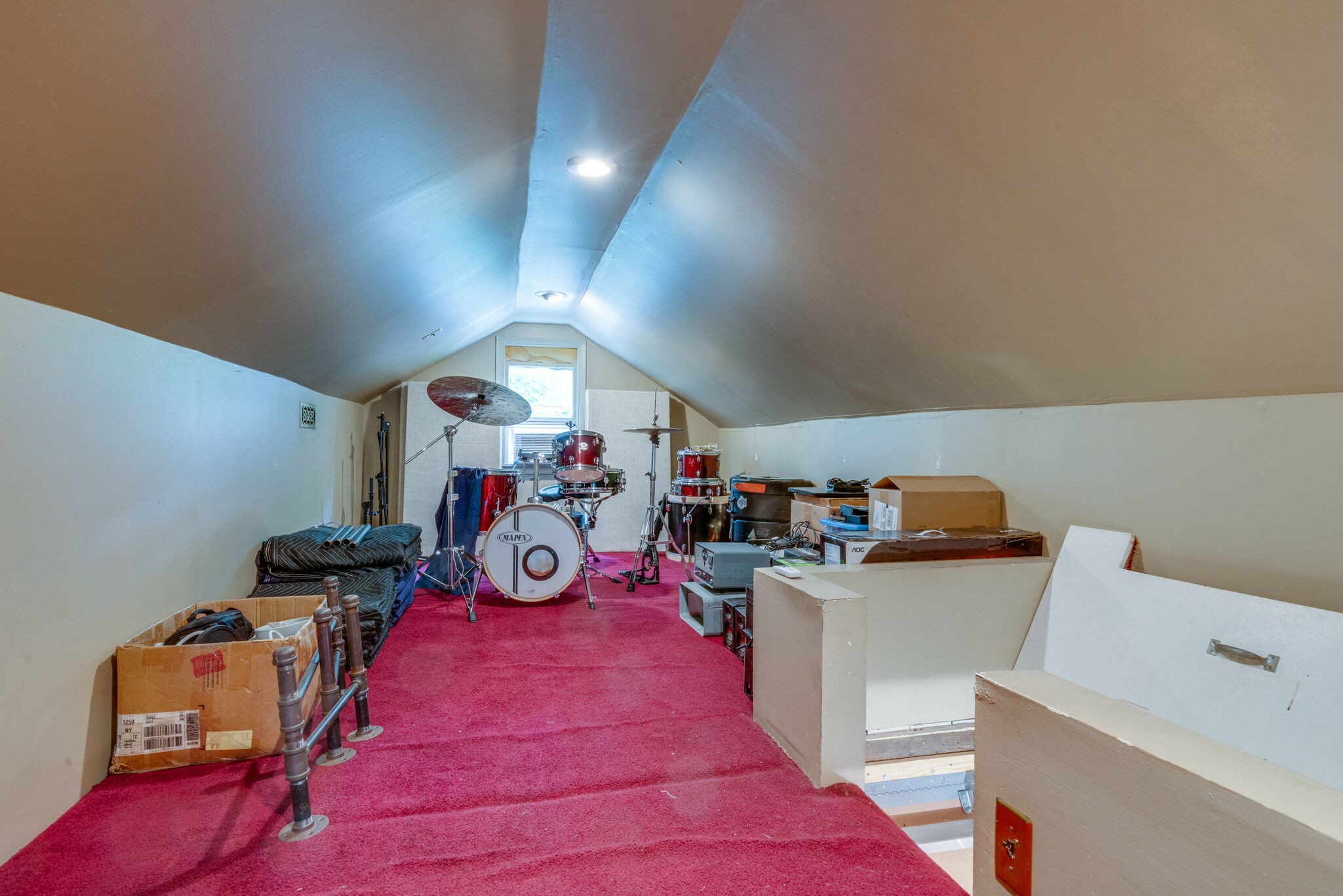 1212 Vultee Blvd