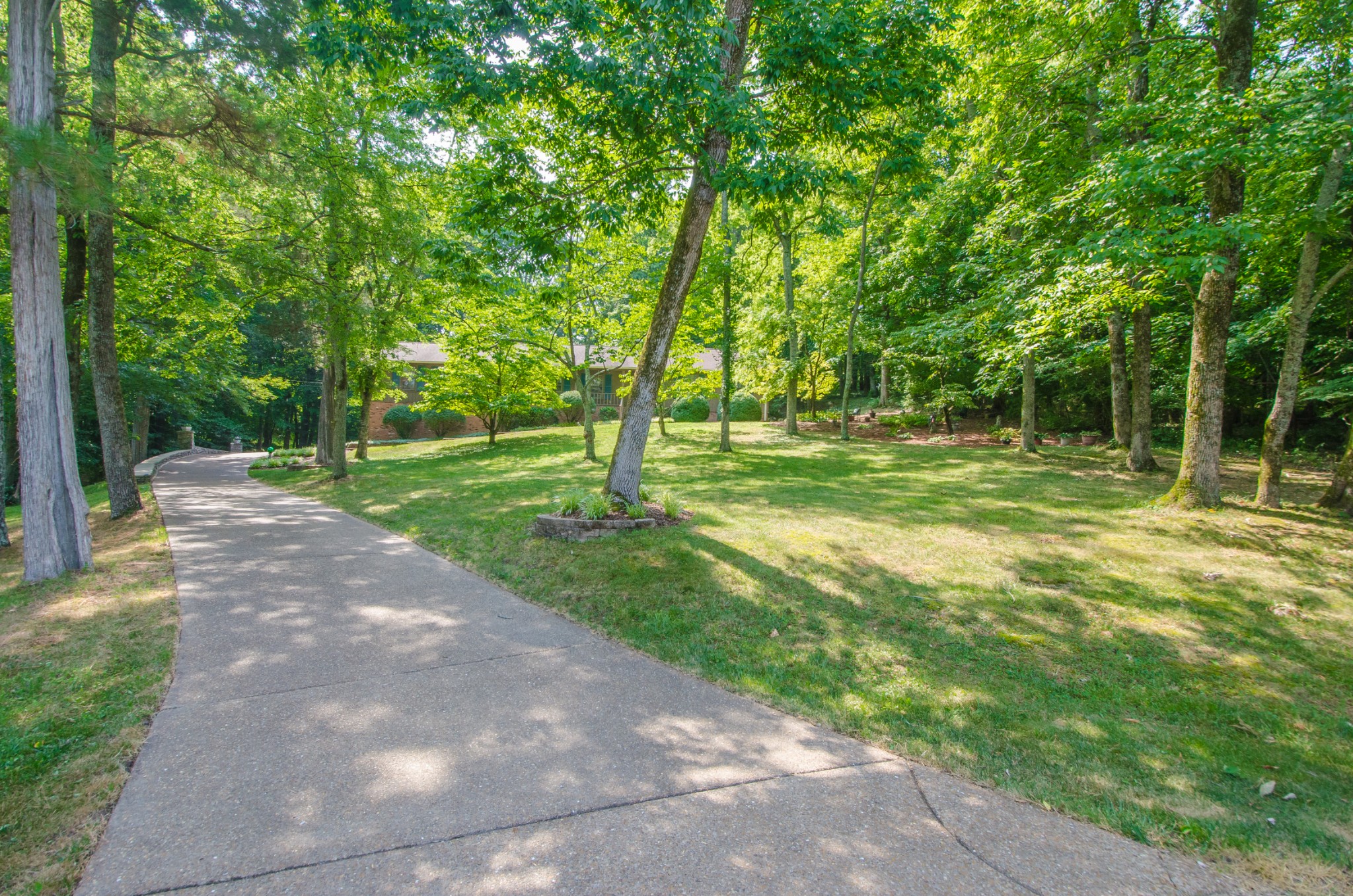 108 Birchwood Ct