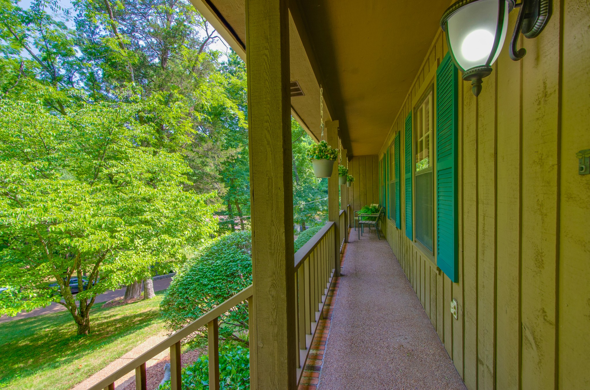 108 Birchwood Ct