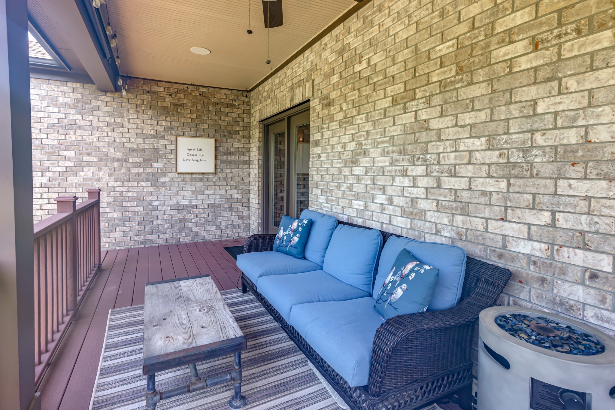 3137 Lorena Ct