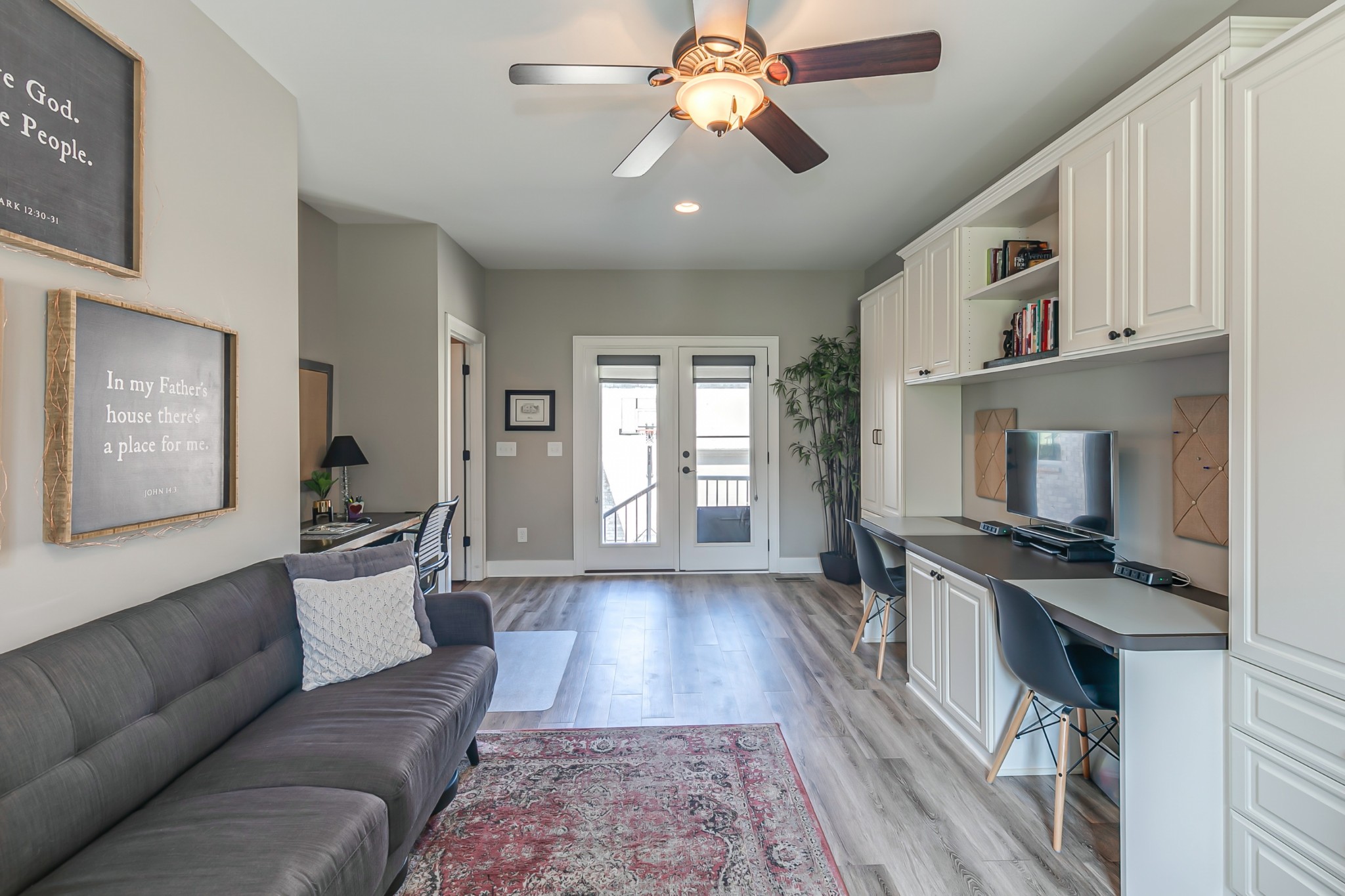 3137 Lorena Ct