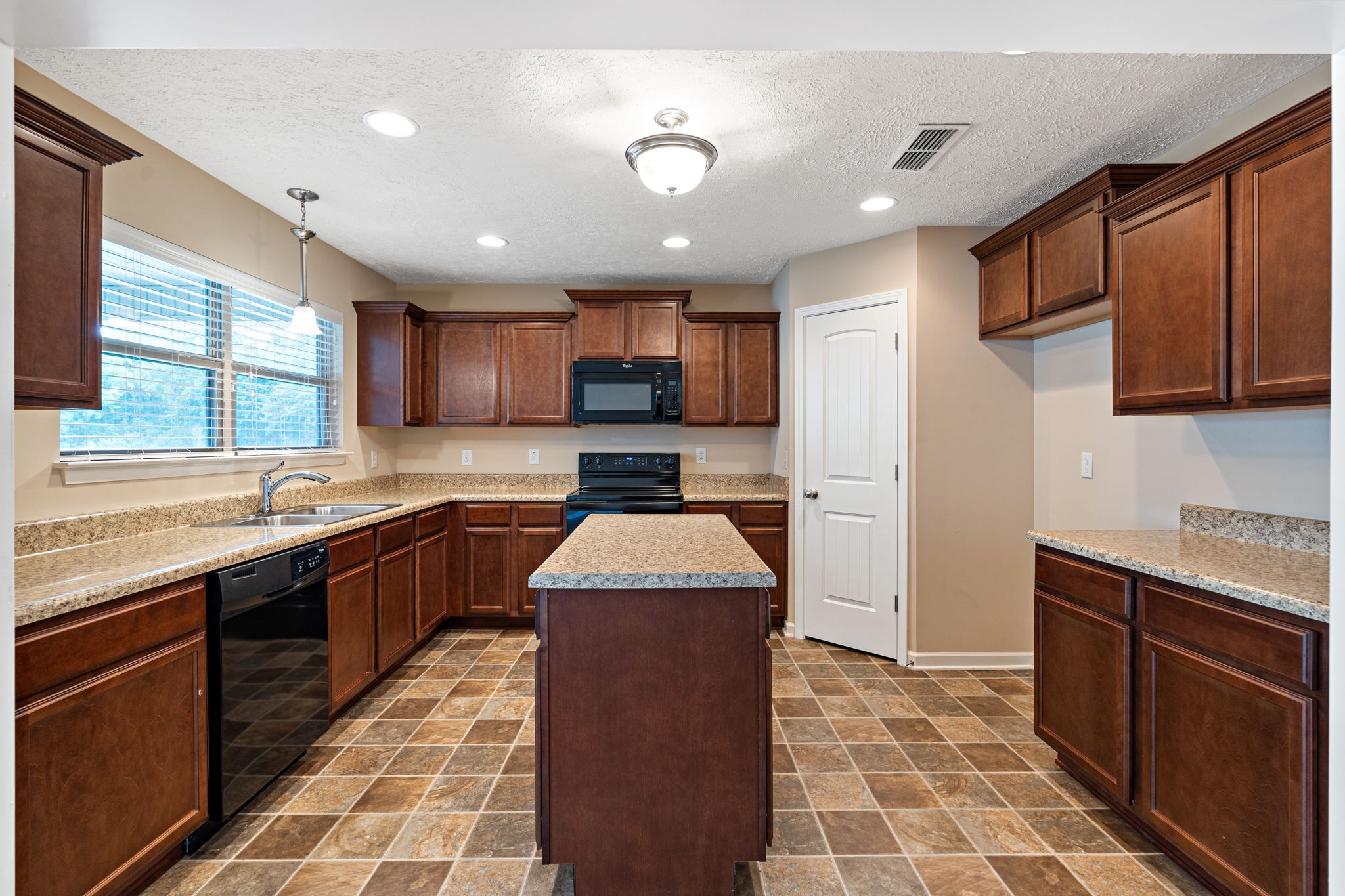 4114 Giacomo Dr