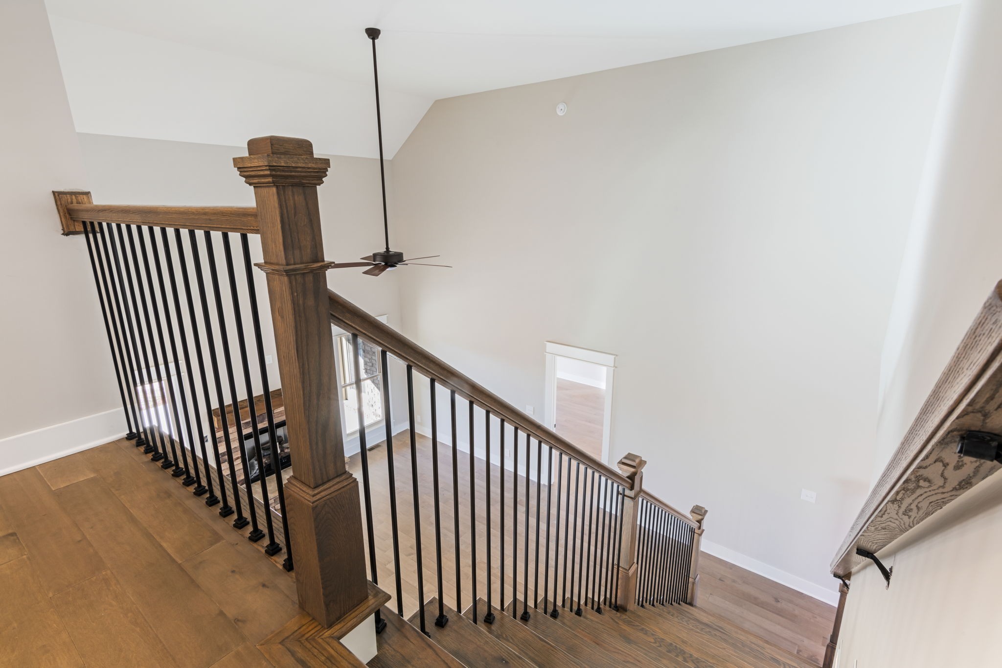 2712 Carousel Dr
