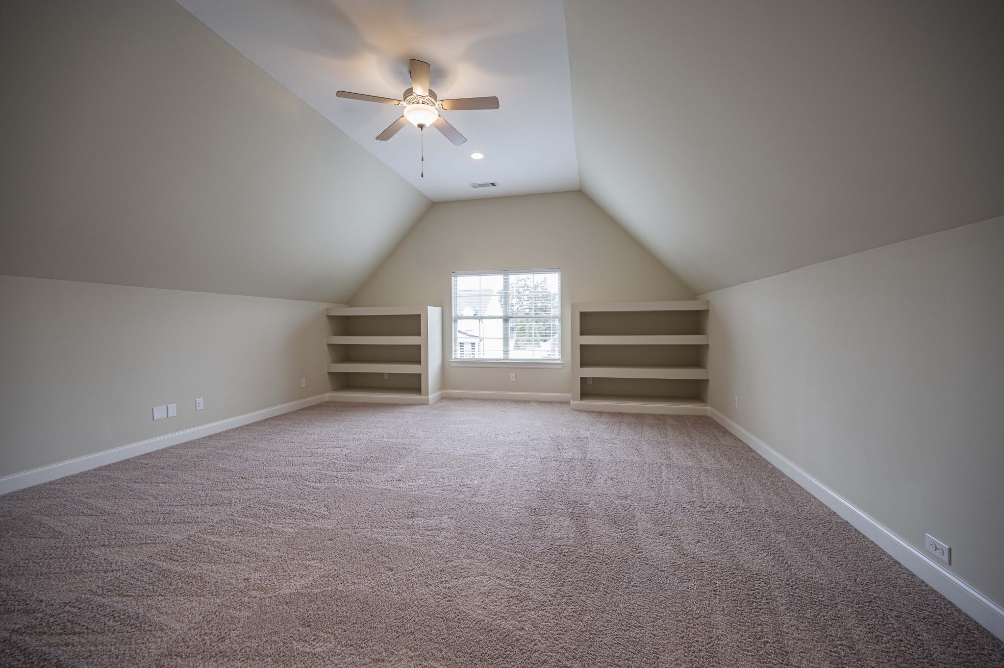 2722 Wynthrope Hall Dr