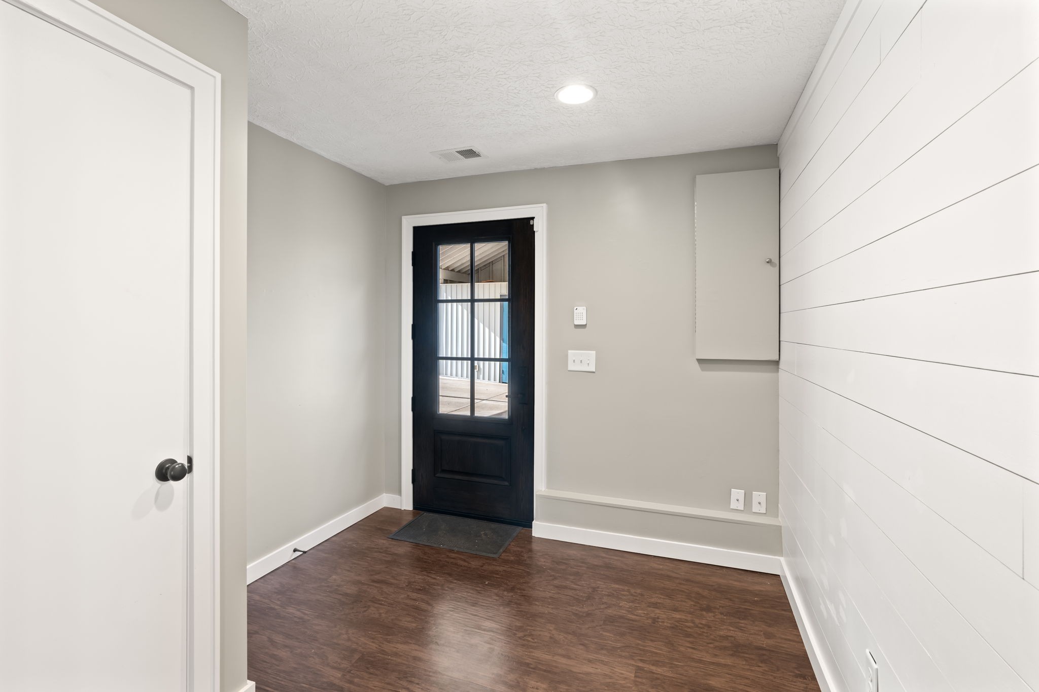 105 Ridge Dr