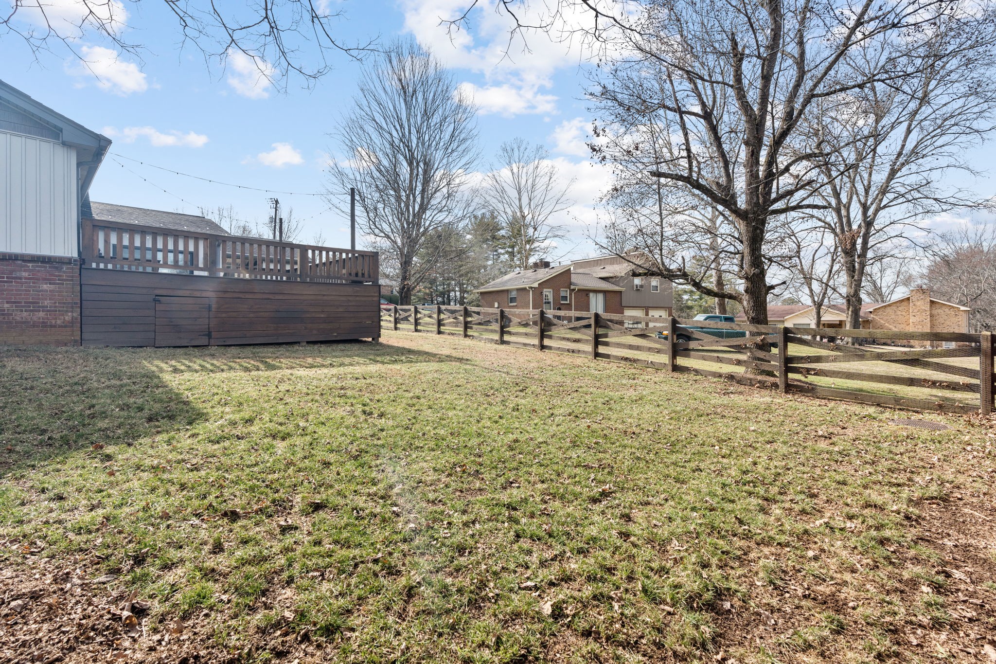 105 Ridge Dr