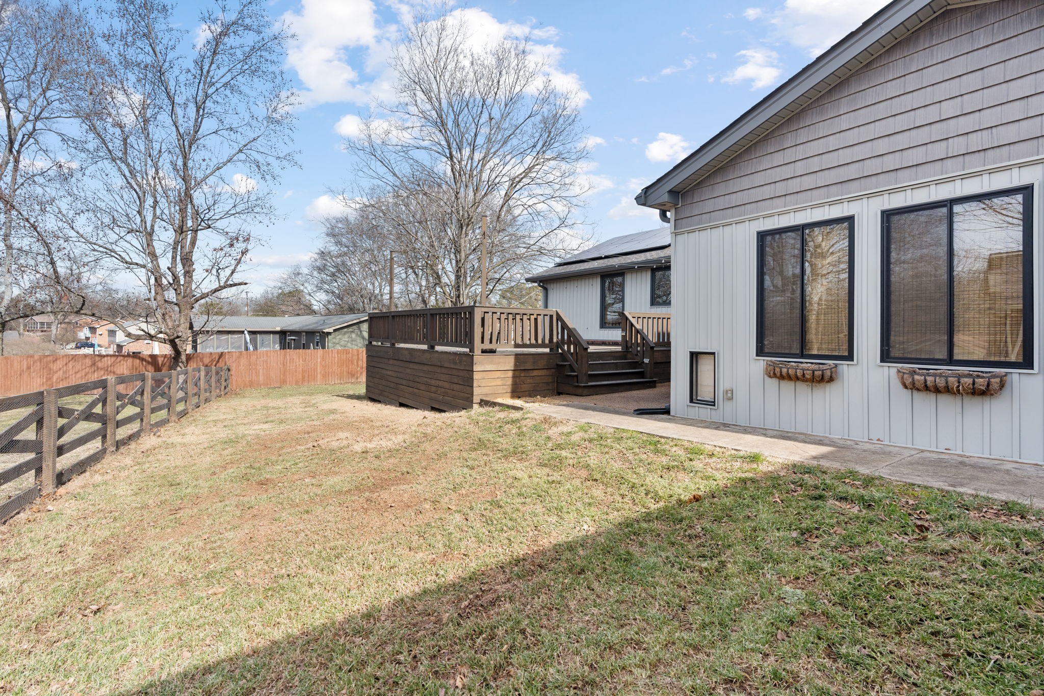 105 Ridge Dr