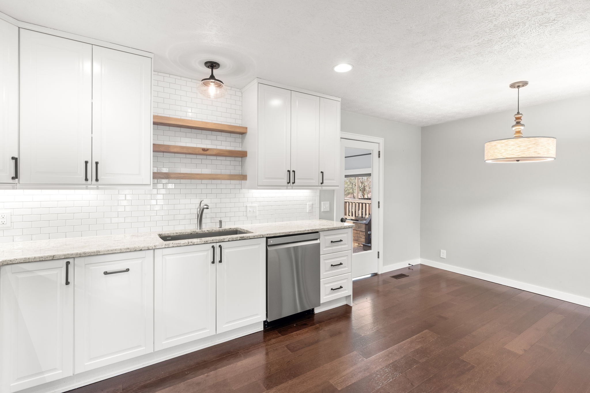 105 Ridge Dr