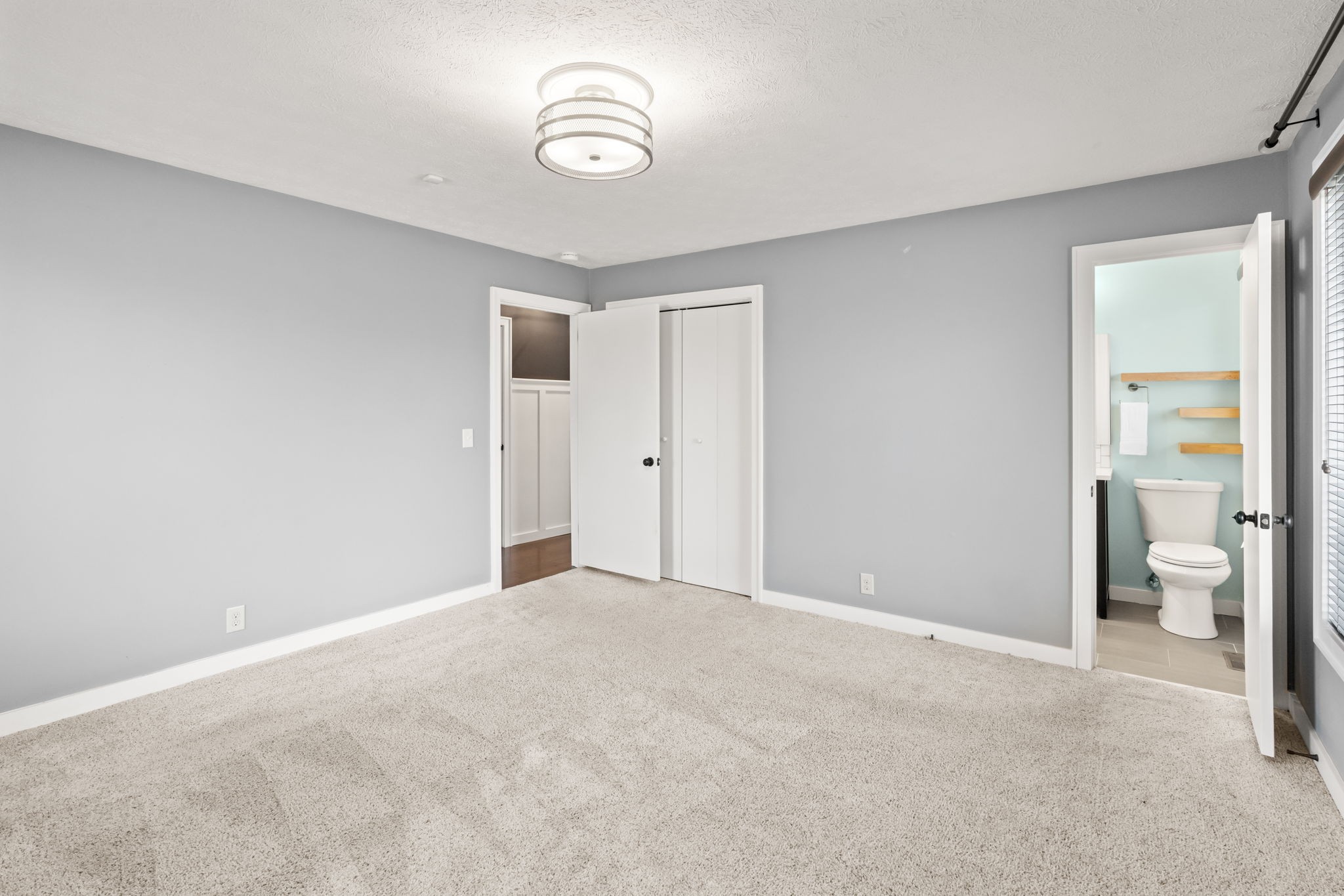 105 Ridge Dr