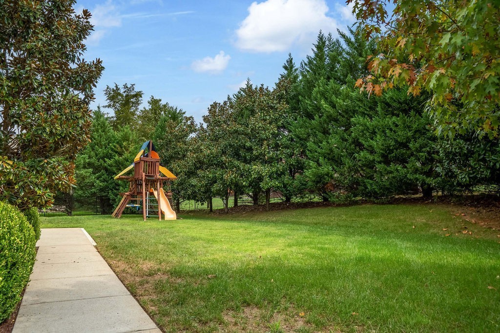 2826 Cherry Blossom Lane