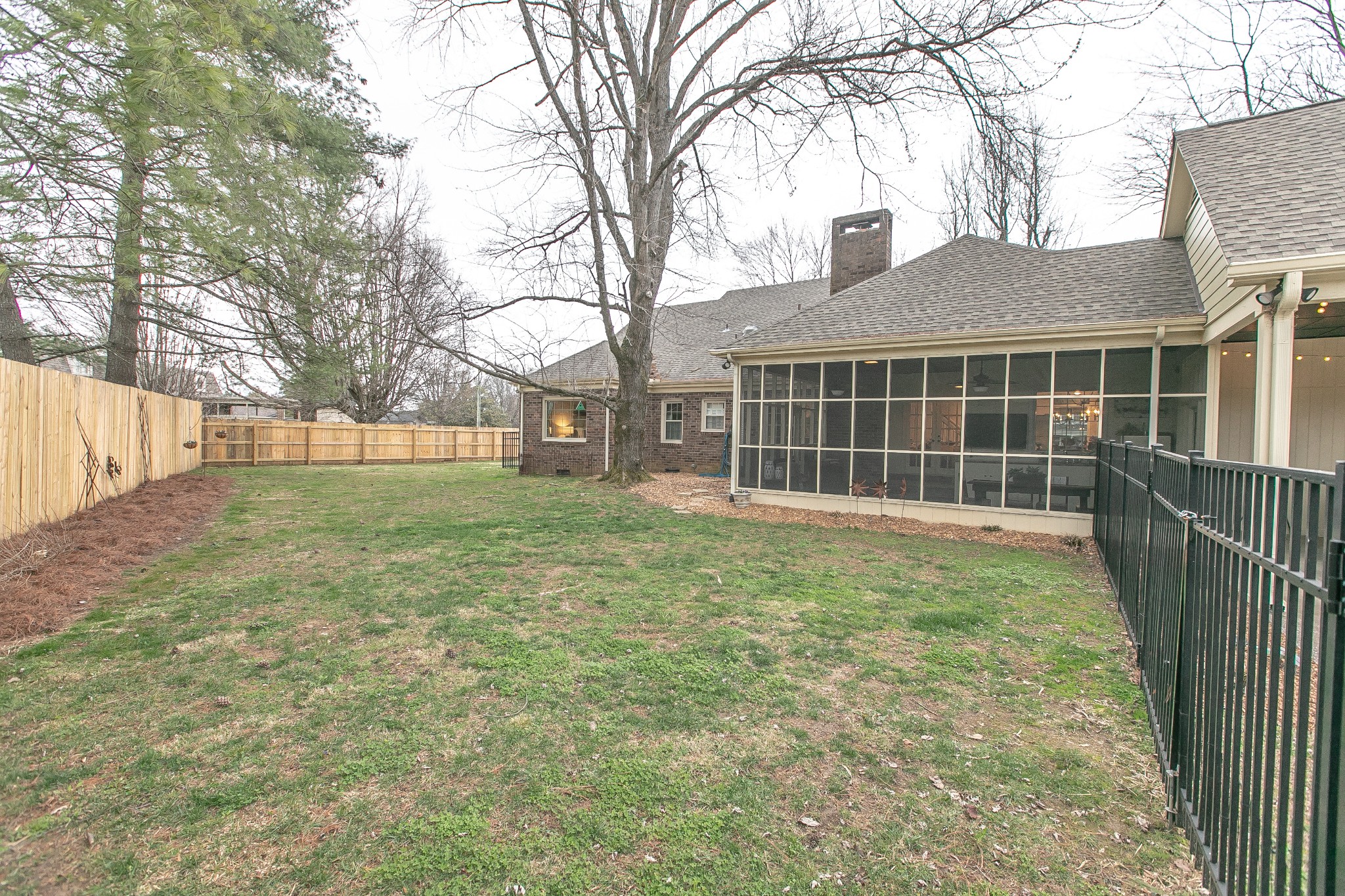 727 Cherokee Ct