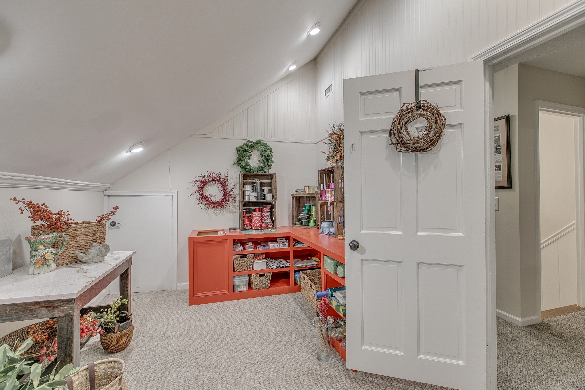 727 Cherokee Ct